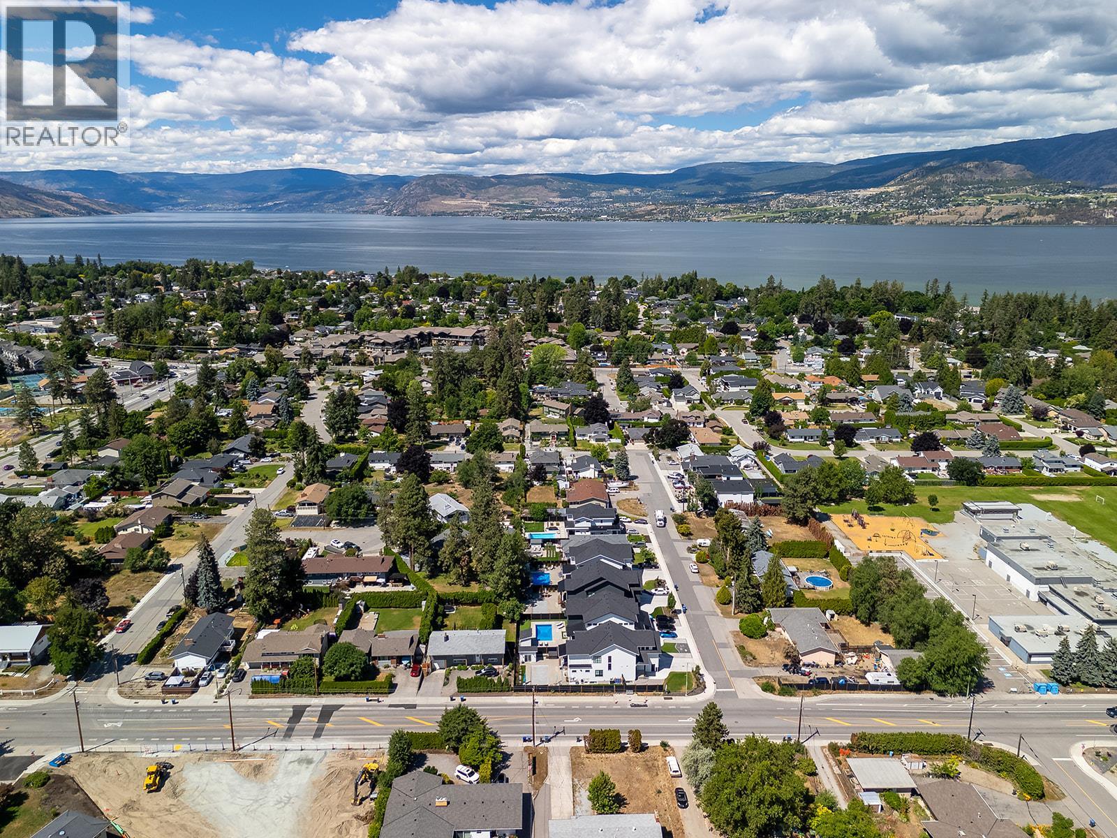 693 Balsam Road, Kelowna, British Columbia  V1W 1C1 - Photo 17 - 10393848