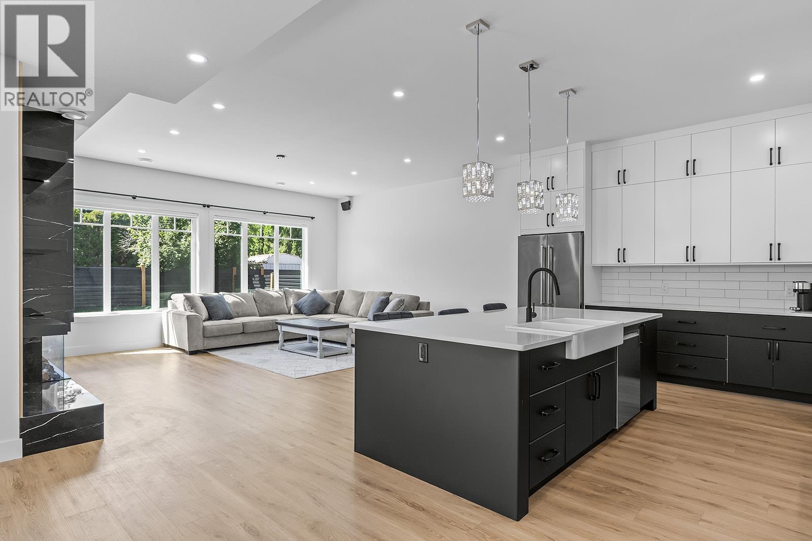693 Balsam Road, Kelowna, British Columbia  V1W 1C1 - Photo 22 - 10393848
