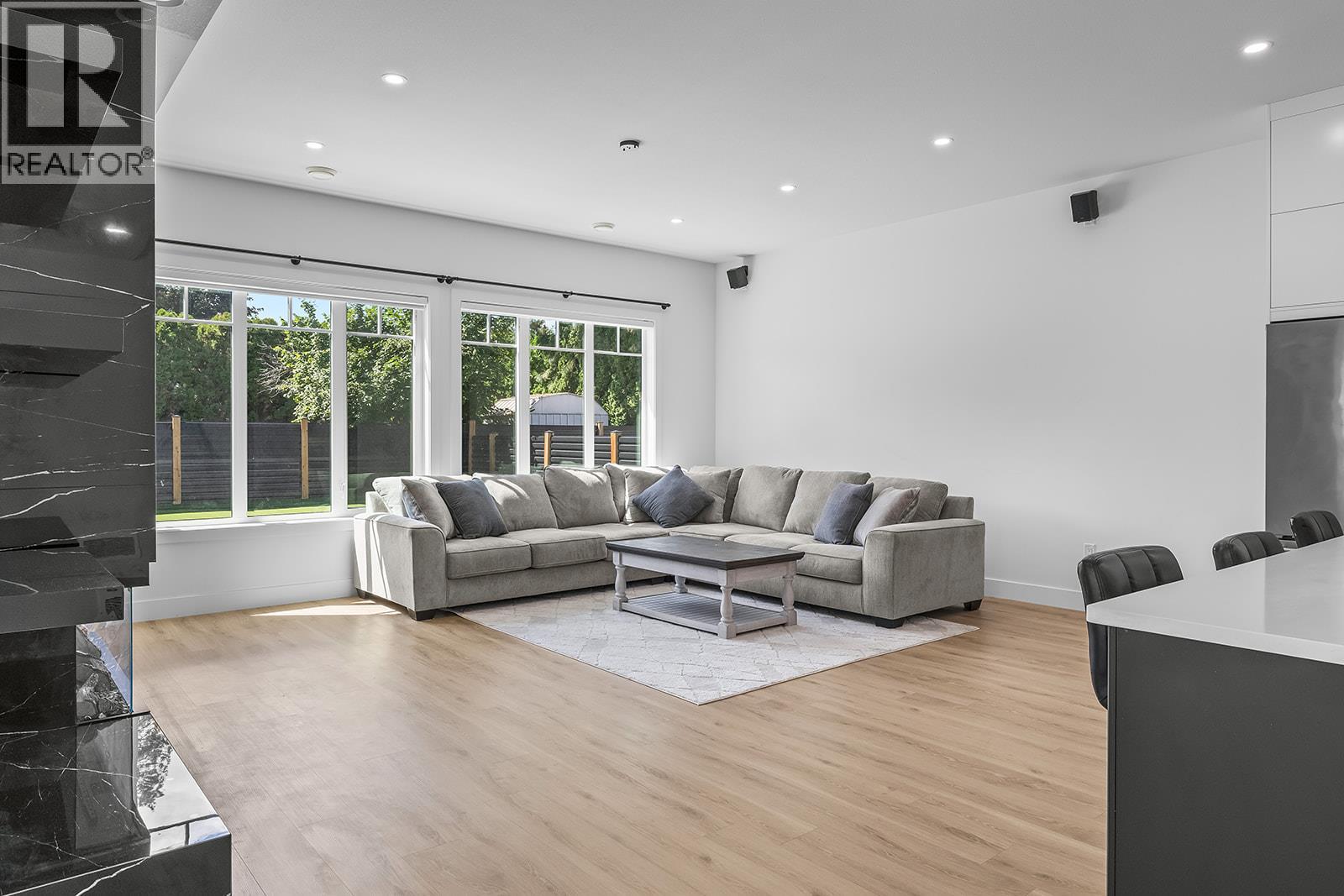 693 Balsam Road, Kelowna, British Columbia  V1W 1C1 - Photo 35 - 10393848