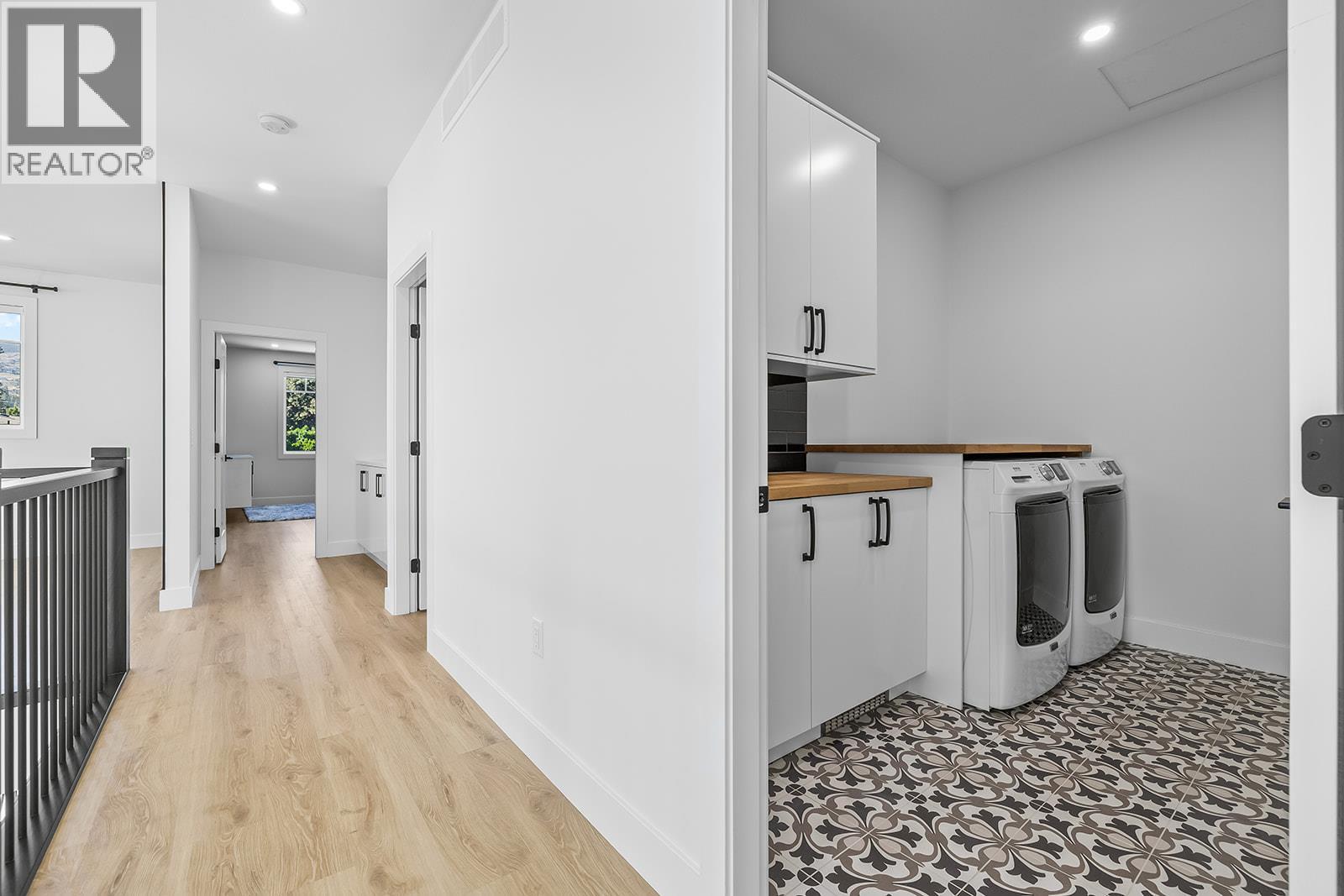 693 Balsam Road, Kelowna, British Columbia  V1W 1C1 - Photo 56 - 10393848