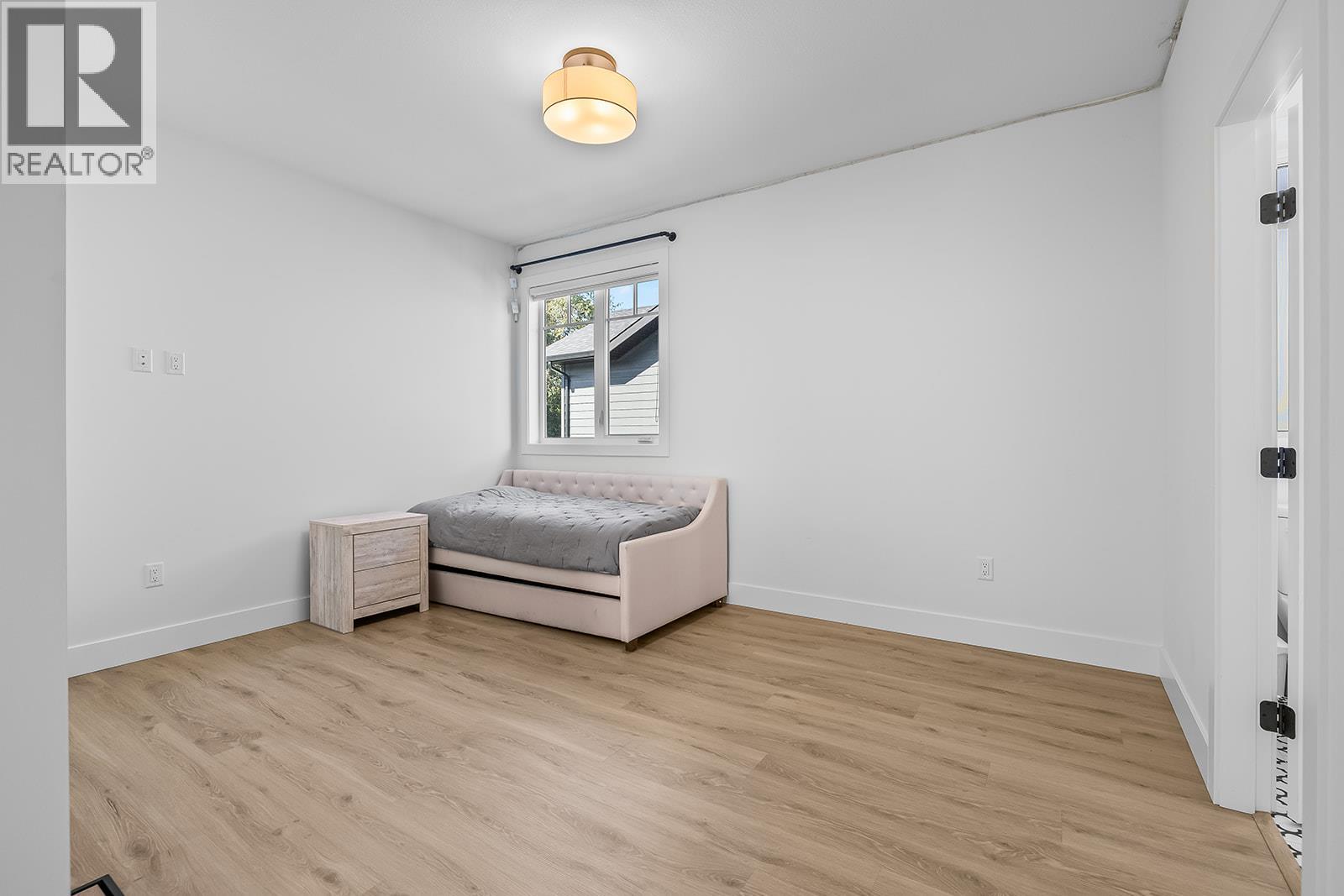 693 Balsam Road, Kelowna, British Columbia  V1W 1C1 - Photo 62 - 10393848