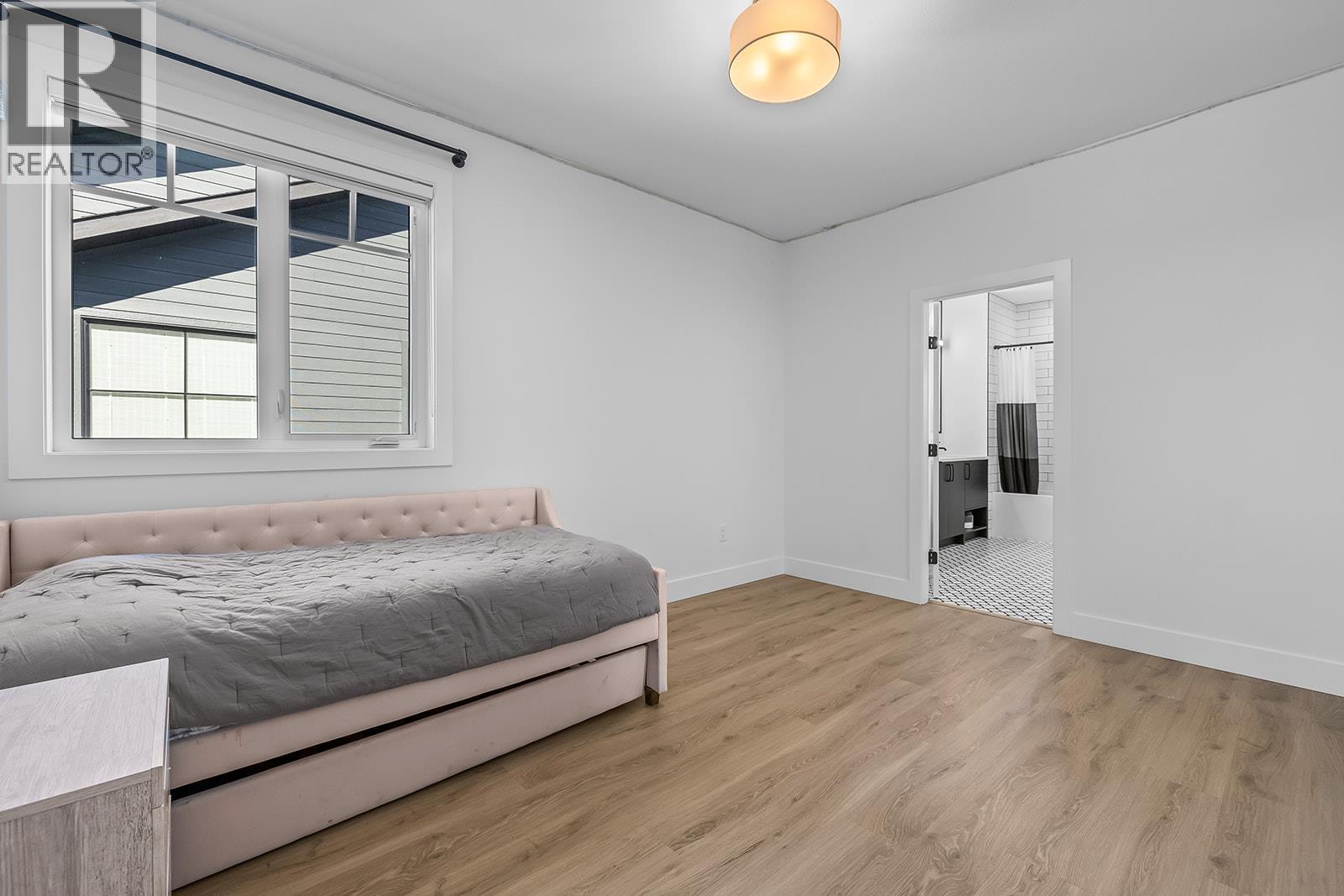 693 Balsam Road, Kelowna, British Columbia  V1W 1C1 - Photo 63 - 10393848
