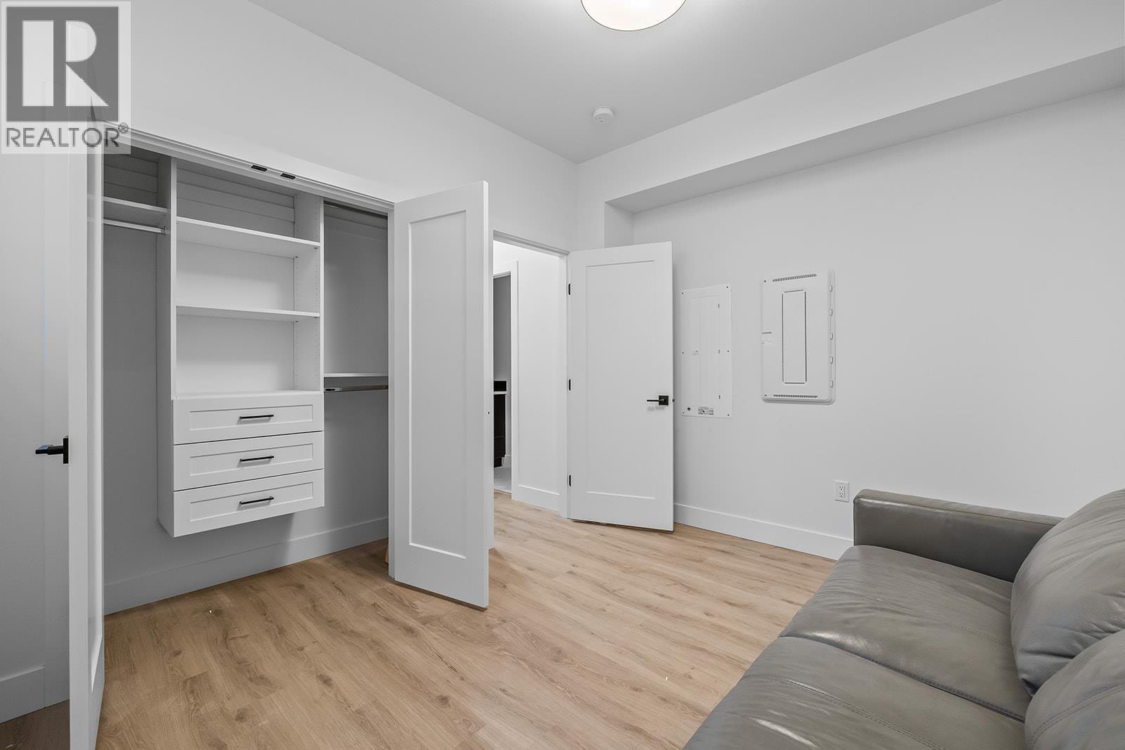 693 Balsam Road, Kelowna, British Columbia  V1W 1C1 - Photo 72 - 10393848