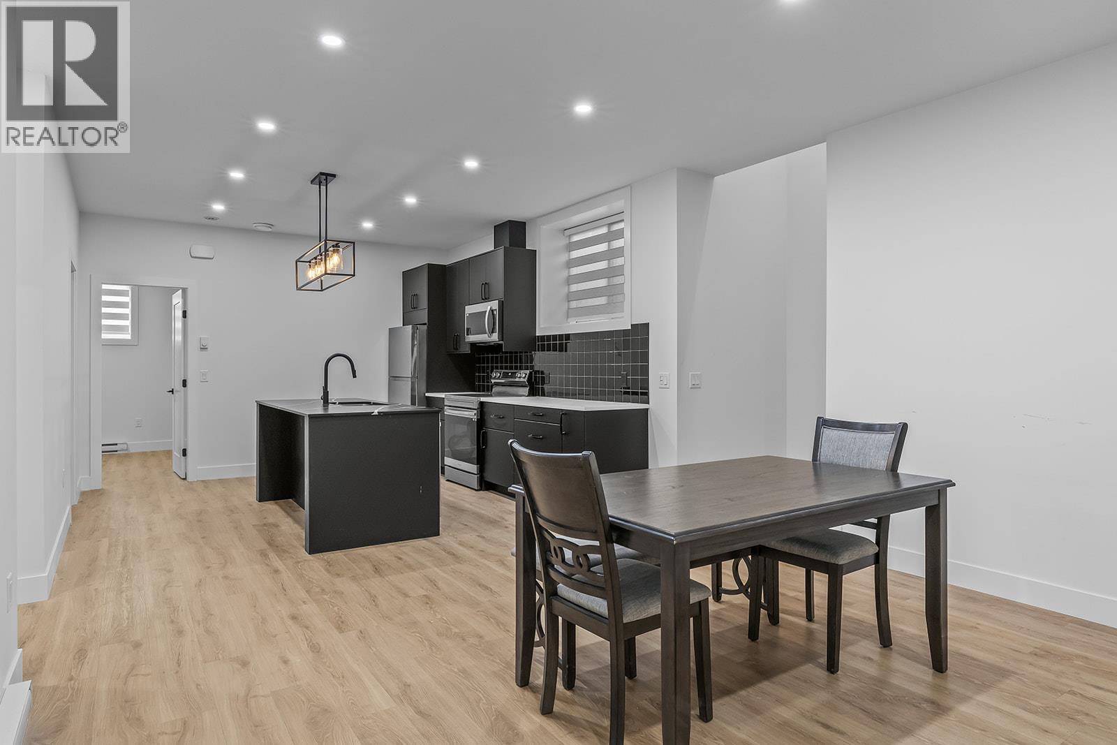 693 Balsam Road, Kelowna, British Columbia  V1W 1C1 - Photo 78 - 10393848
