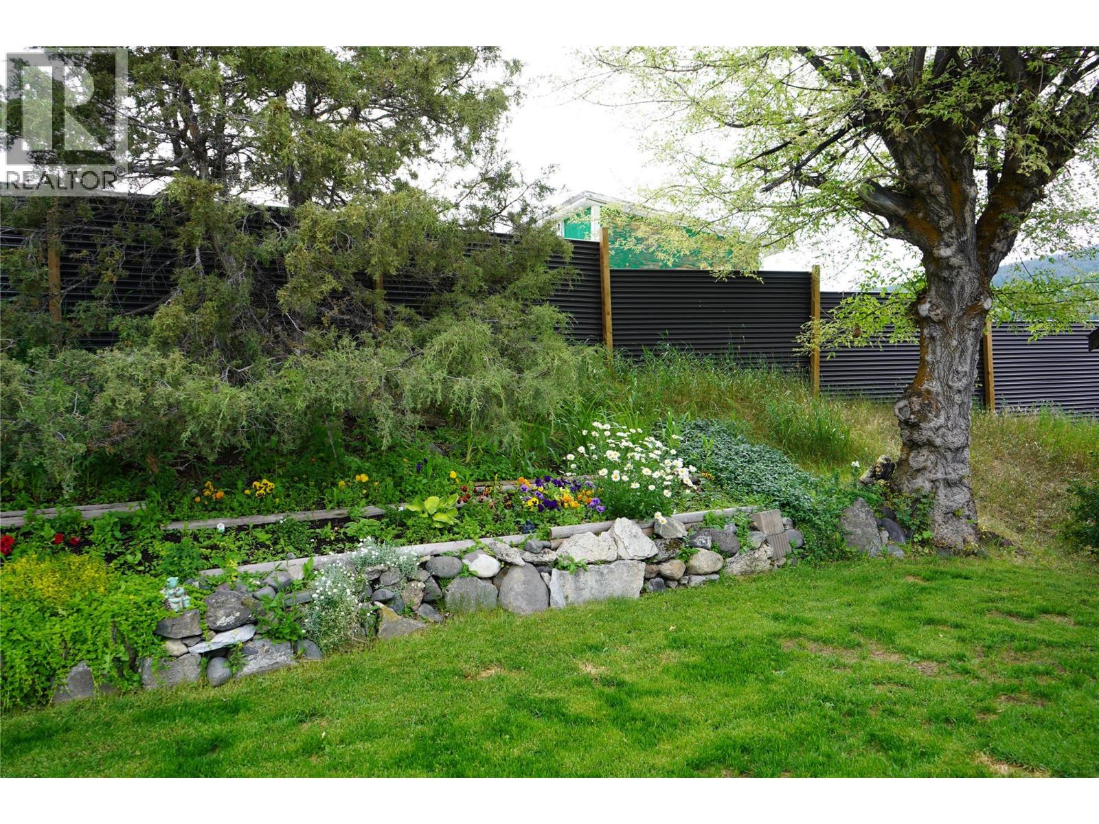 304 Mcdonald Avenue, Clinton, British Columbia  V0K 1K0 - Photo 38 - 10393970