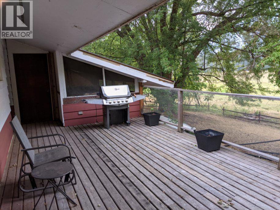 6465 27 Street, Grand Forks, British Columbia  V0H 1H0 - Photo 10 - 10393631