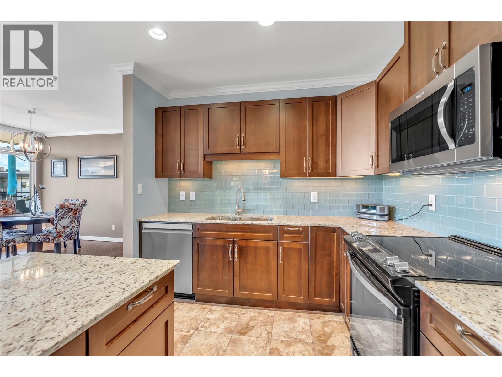 3301 Skaha Lake Road Unit# 505, Penticton, British Columbia  V2A 6G6 - Photo 12 - 10394054