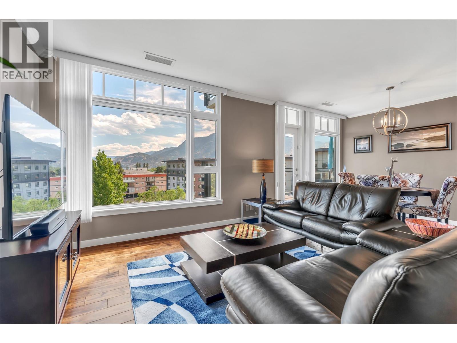 3301 Skaha Lake Road Unit# 505, Penticton, British Columbia  V2A 6G6 - Photo 2 - 10394054