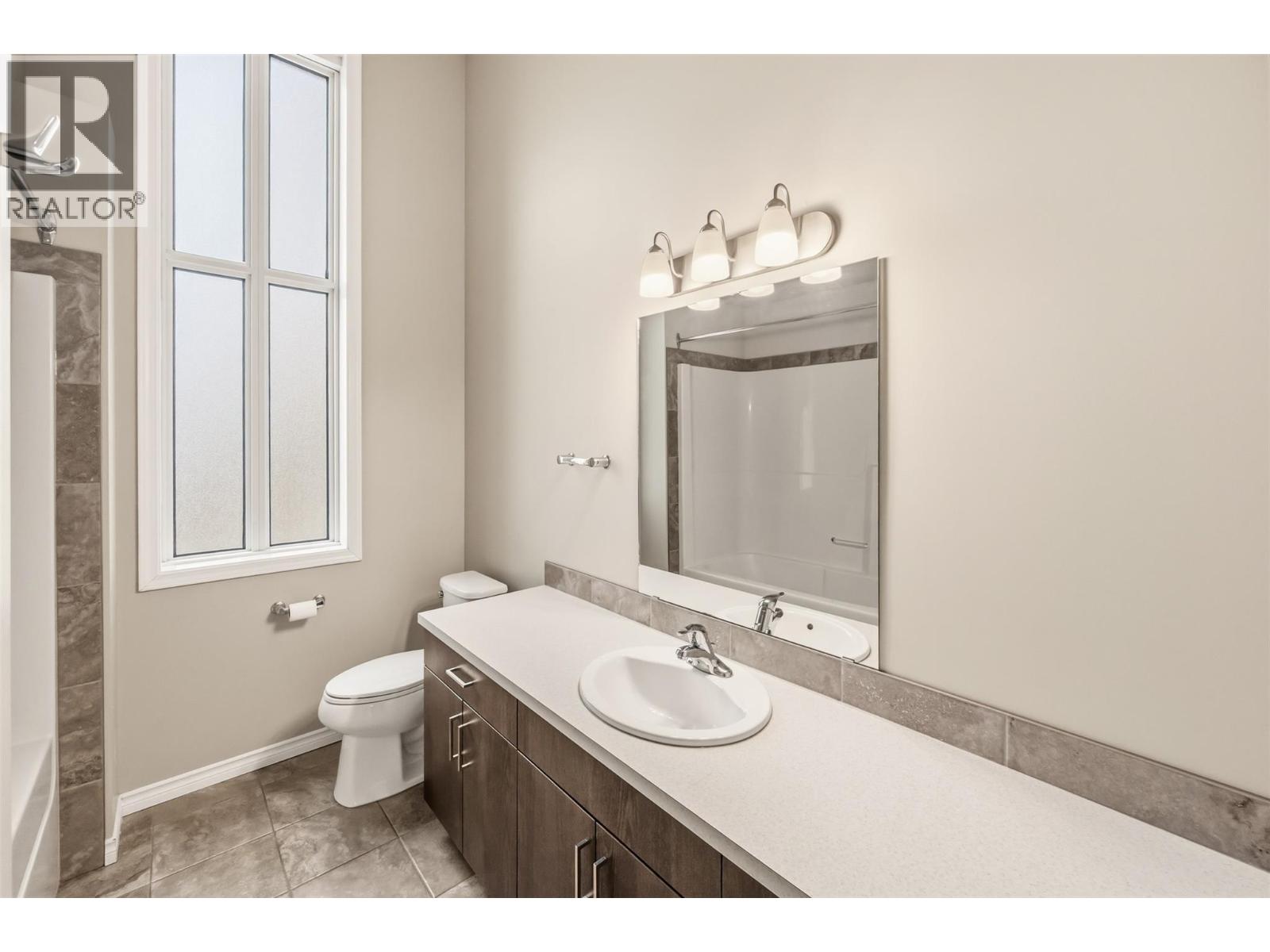 3388 Skaha Lake Road Unit# 201, Penticton, British Columbia  V2A 6G4 - Photo 28 - 10394165