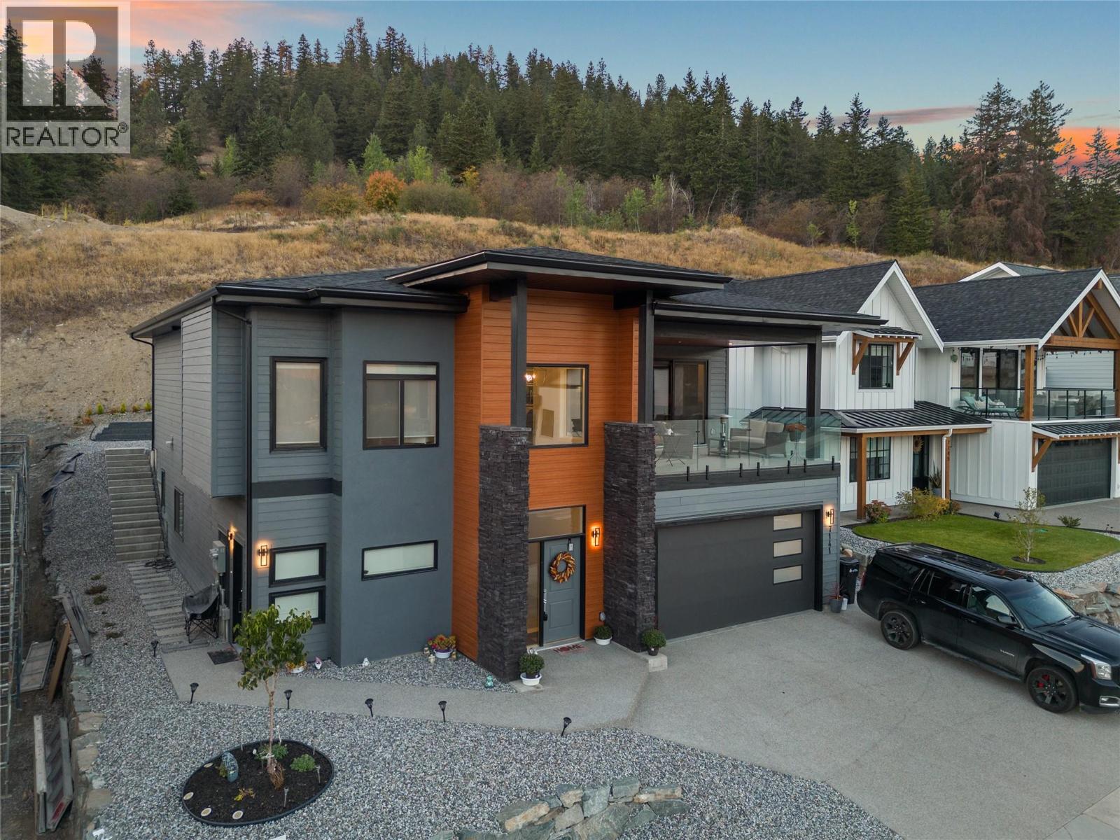 7141 Nakiska Drive, Vernon, British Columbia  V1B 3M5 - Photo 2 - 10394088