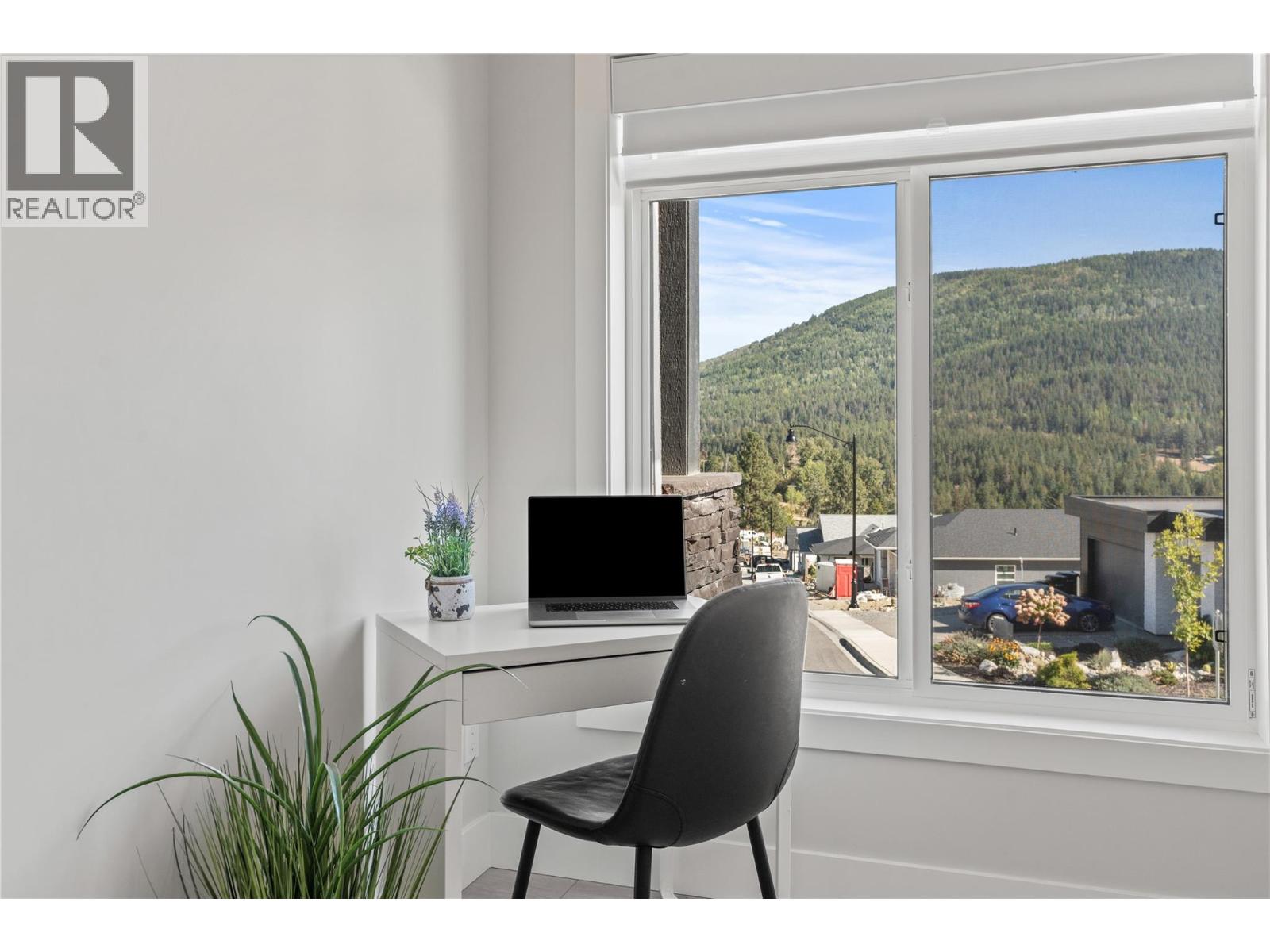 7141 Nakiska Drive, Vernon, British Columbia  V1B 3M5 - Photo 32 - 10394088