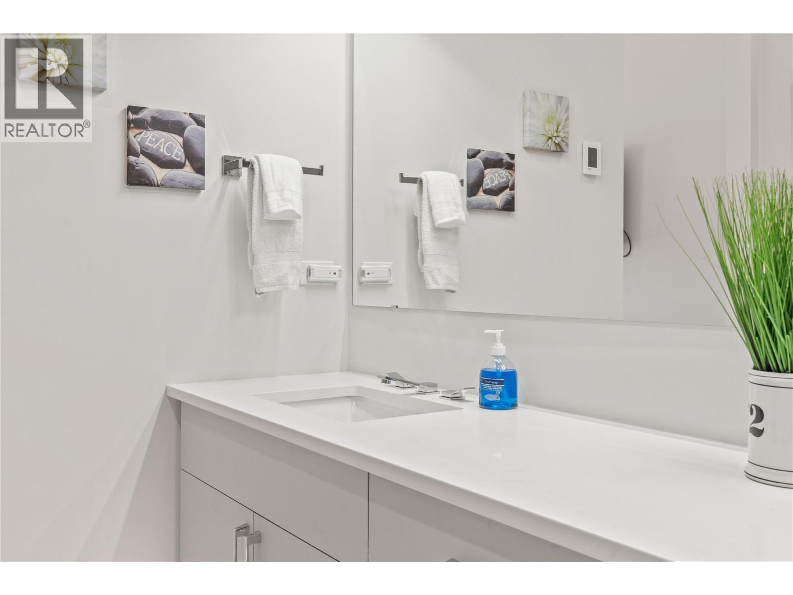 7141 Nakiska Drive, Vernon, British Columbia  V1B 3M5 - Photo 40 - 10394088