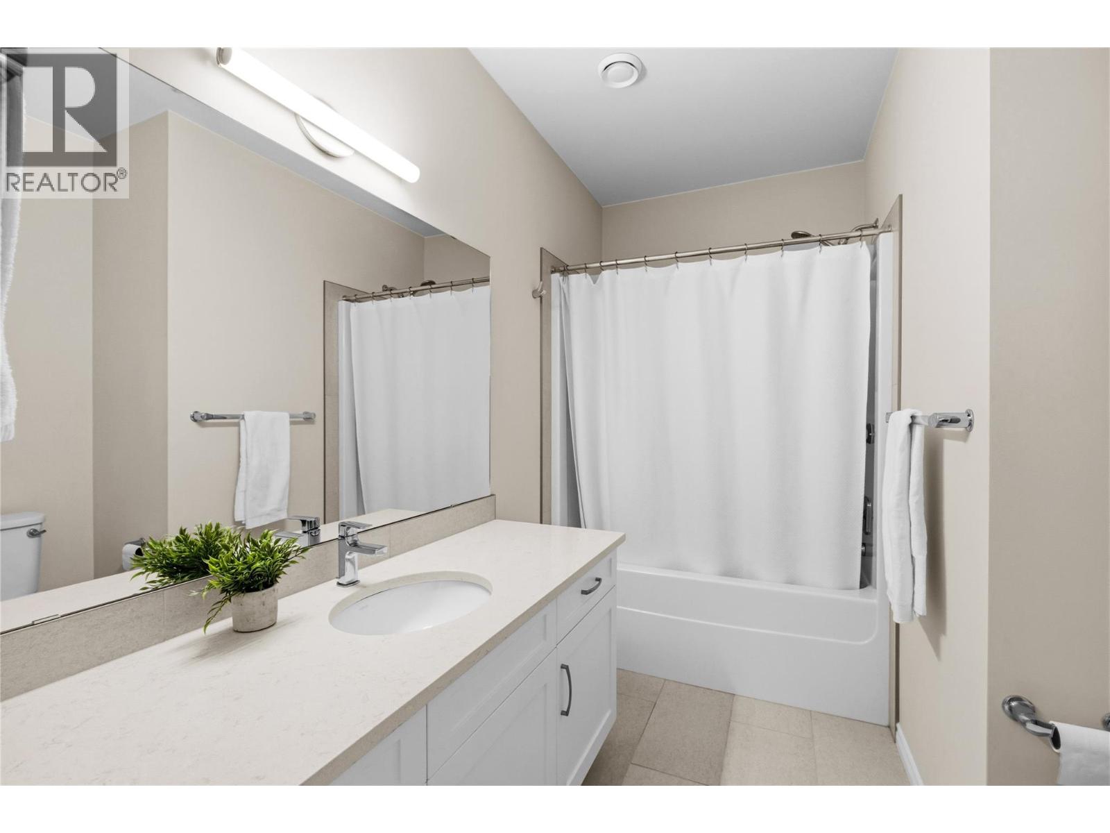 3346 Skaha Lake Road Unit# 1206, Penticton, British Columbia  V2A 0H6 - Photo 30 - 10393520
