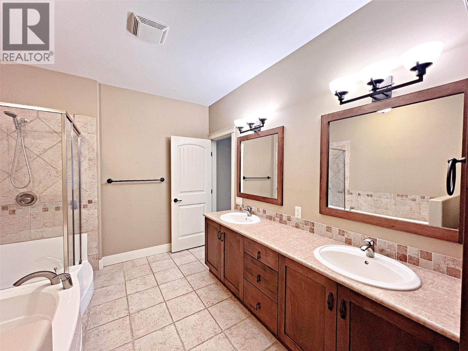 4350 Ponderosa Drive Unit# 109, Peachland, British Columbia  V0H 1X5 - Photo 28 - 10394167