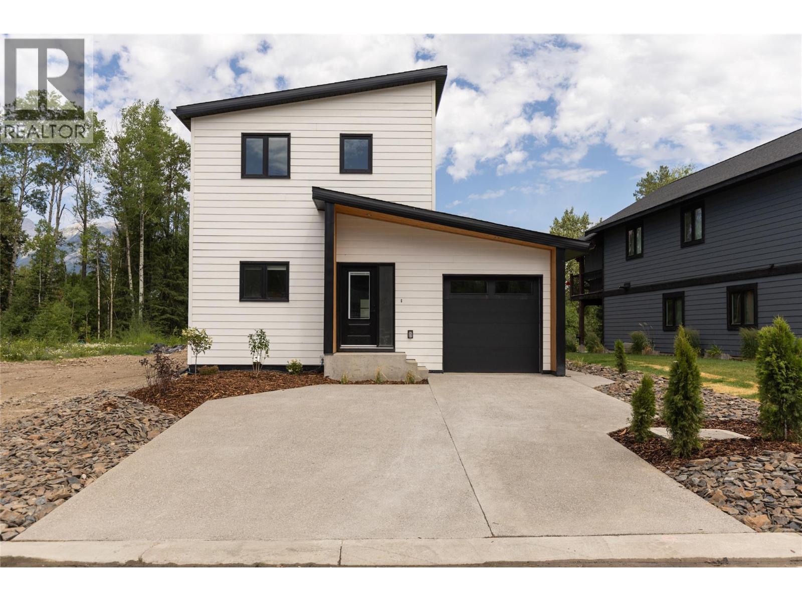 113 Whitetail Drive, Fernie, British Columbia  V0B 1M4 - Photo 86 - 10393873