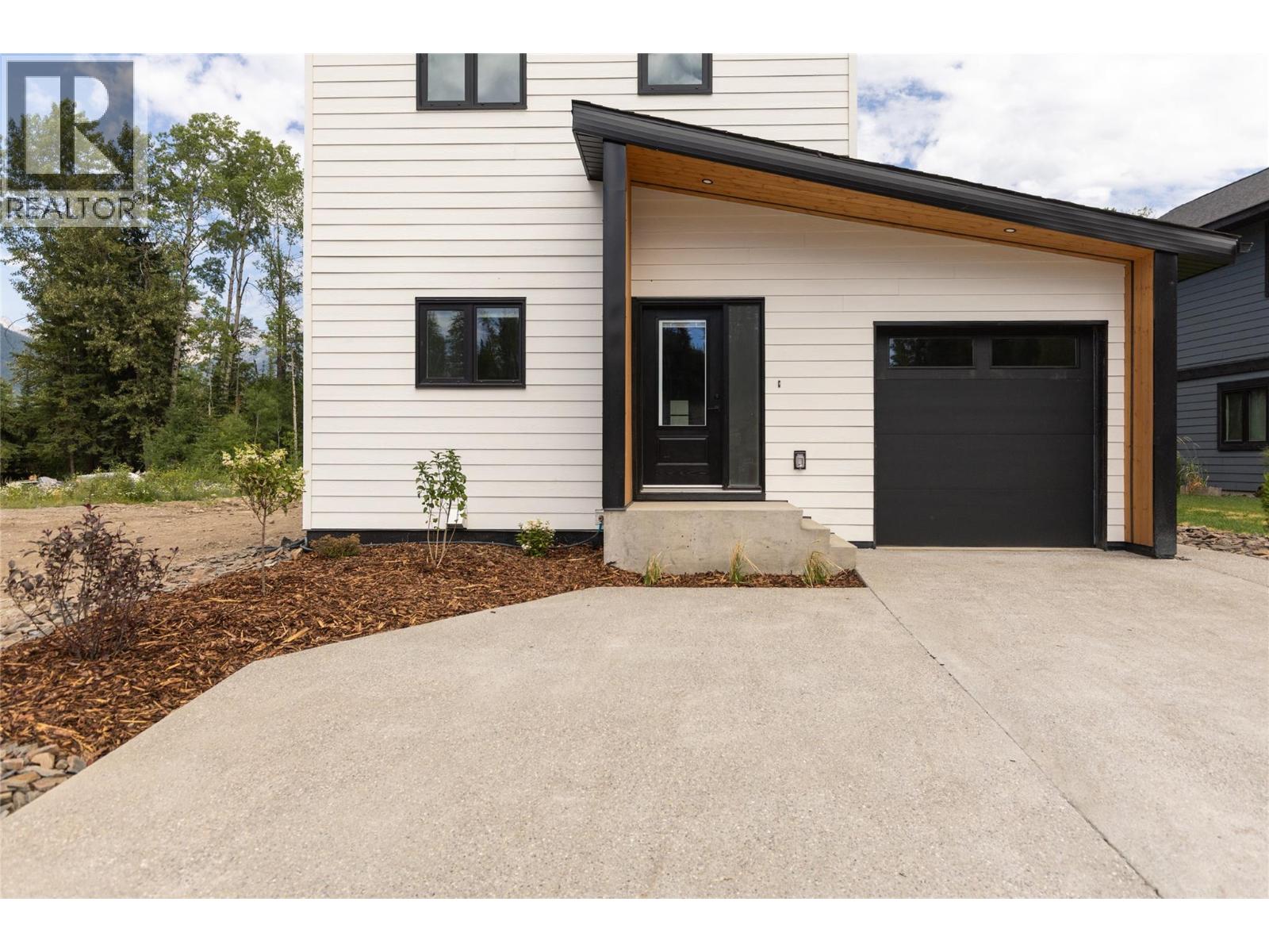 113 Whitetail Drive, Fernie, British Columbia  V0B 1M4 - Photo 90 - 10393873