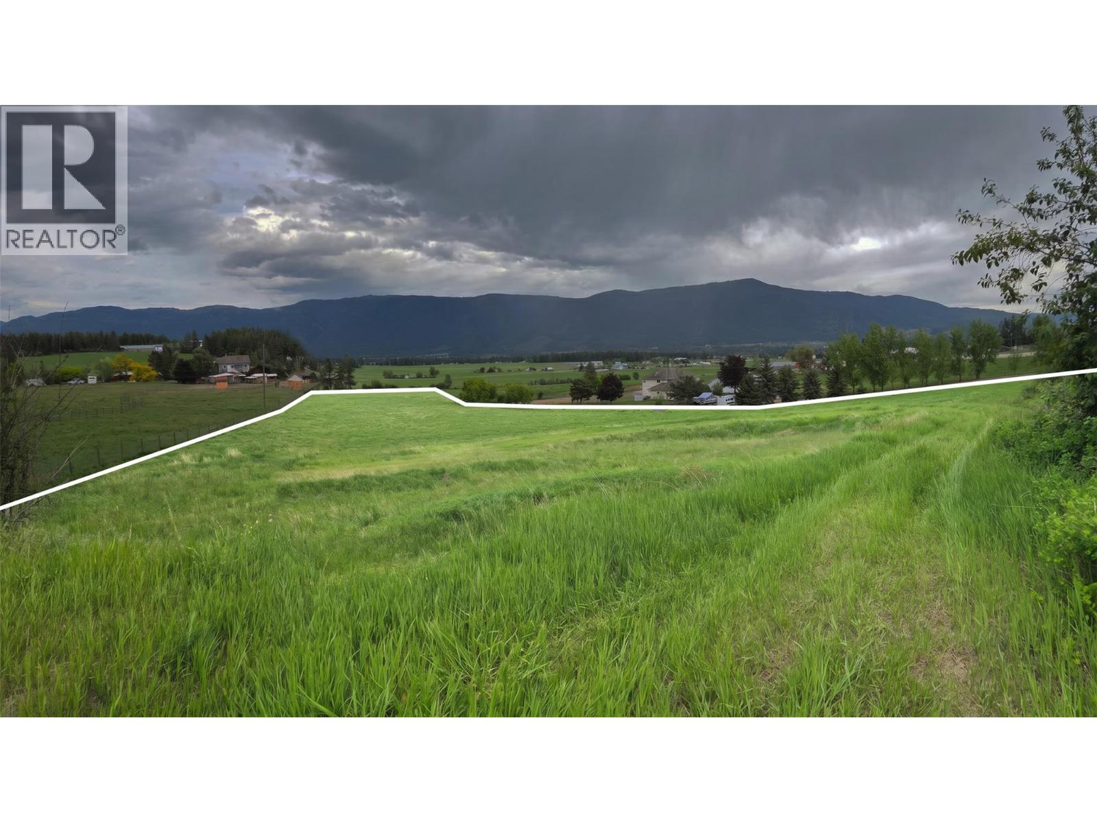 4376 Salmon River Road, Spallumcheen, British Columbia  V0E 1B4 - Photo 2 - 10392561