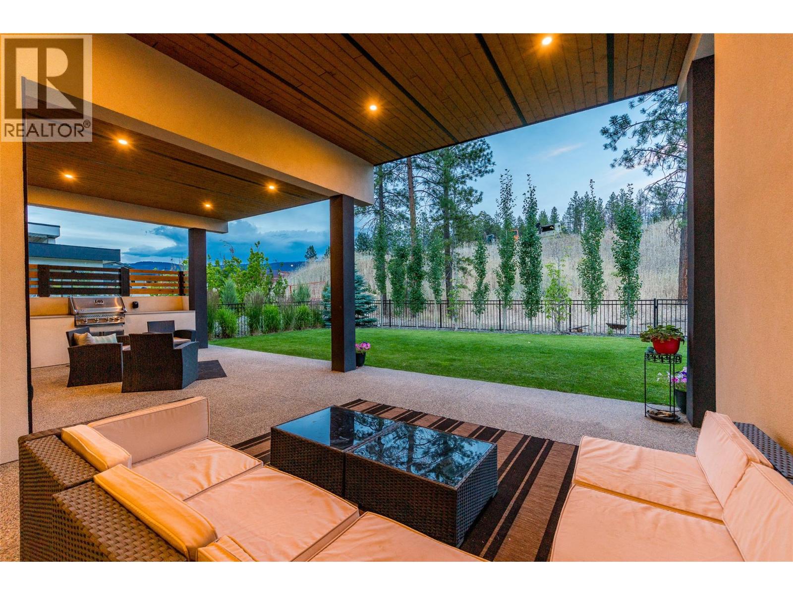 10245 Beacon Hill Drive, Lake Country, British Columbia  V4V 0A9 - Photo 13 - 10394226