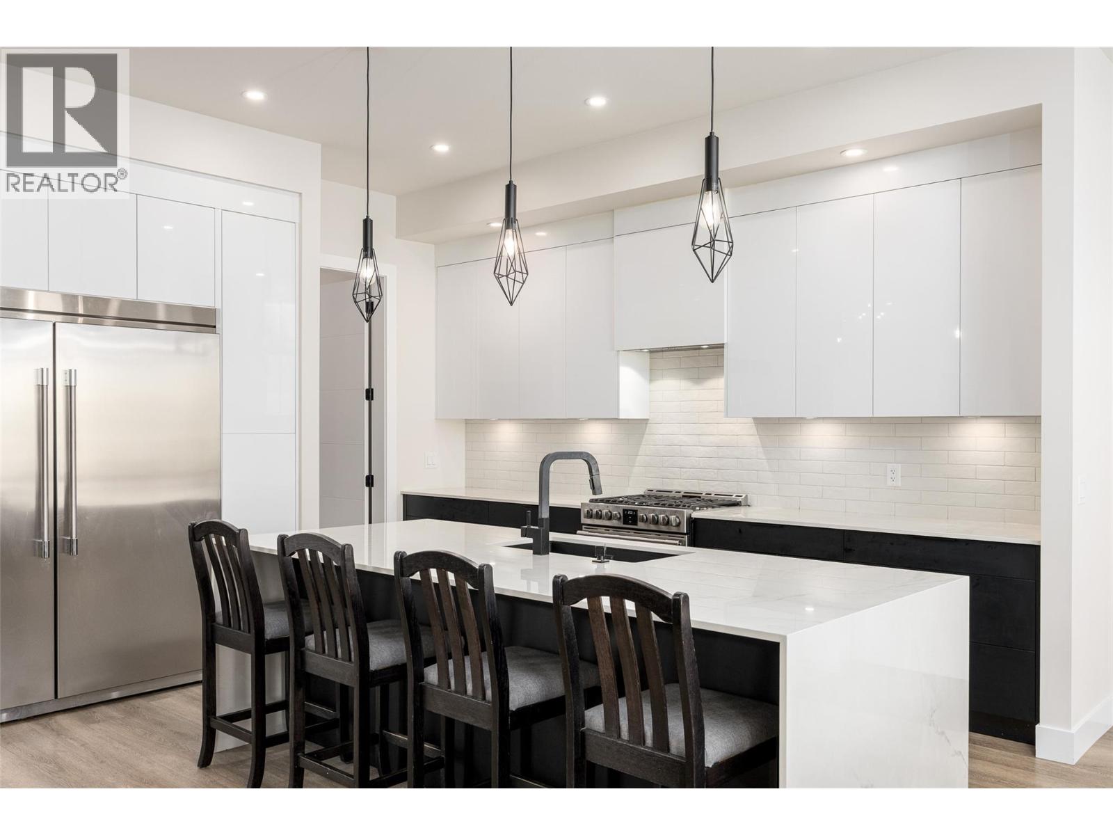 10245 Beacon Hill Drive, Lake Country, British Columbia  V4V 0A9 - Photo 33 - 10394226