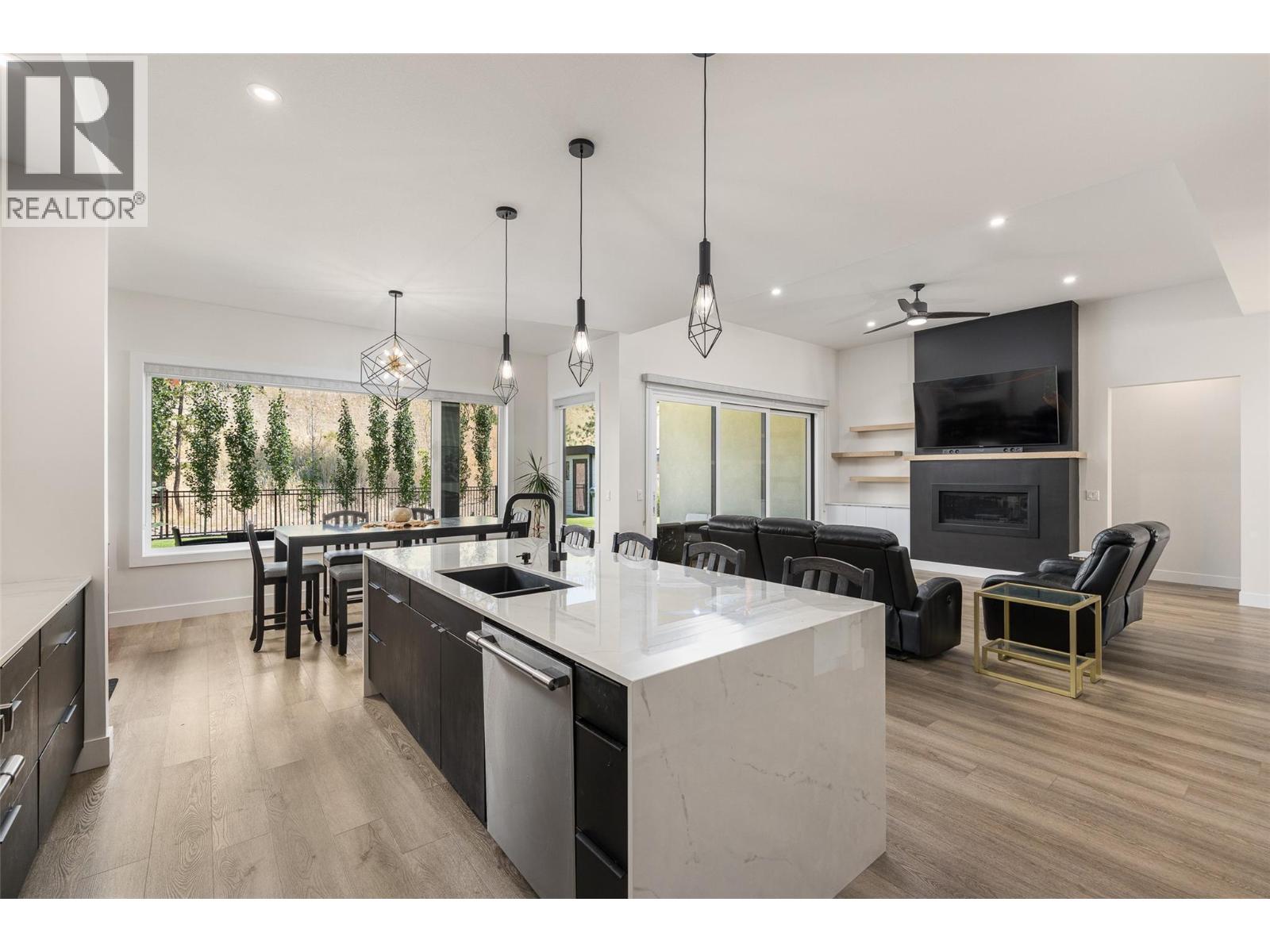 10245 Beacon Hill Drive, Lake Country, British Columbia  V4V 0A9 - Photo 36 - 10394226