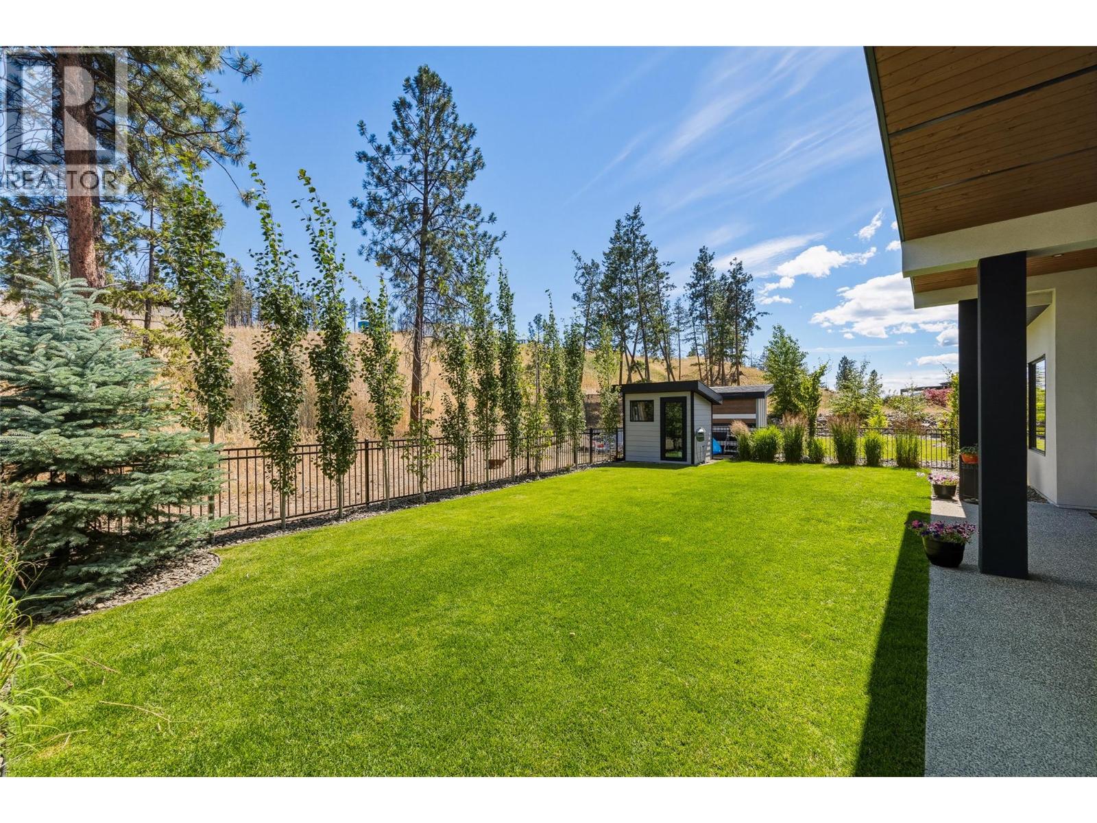 10245 Beacon Hill Drive, Lake Country, British Columbia  V4V 0A9 - Photo 72 - 10394226