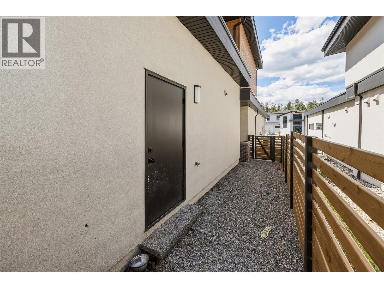 10245 Beacon Hill Drive, Lake Country, British Columbia  V4V 0A9 - Photo 74 - 10394226
