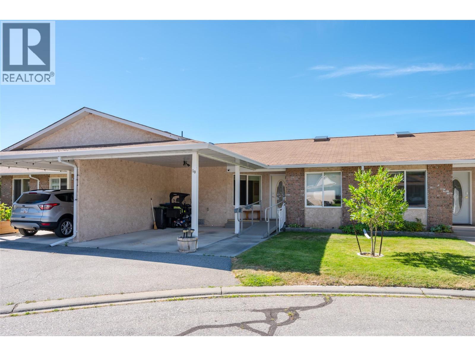 115 Redwing Place Unit# 10, Oliver, British Columbia  V0H 1T4 - Photo 1 - 10394352