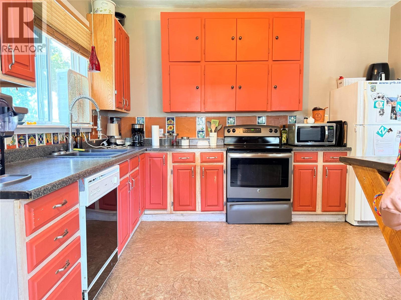 7727 Riverside Drive, Grand Forks, British Columbia  V0H 1H0 - Photo 10 - 10394350