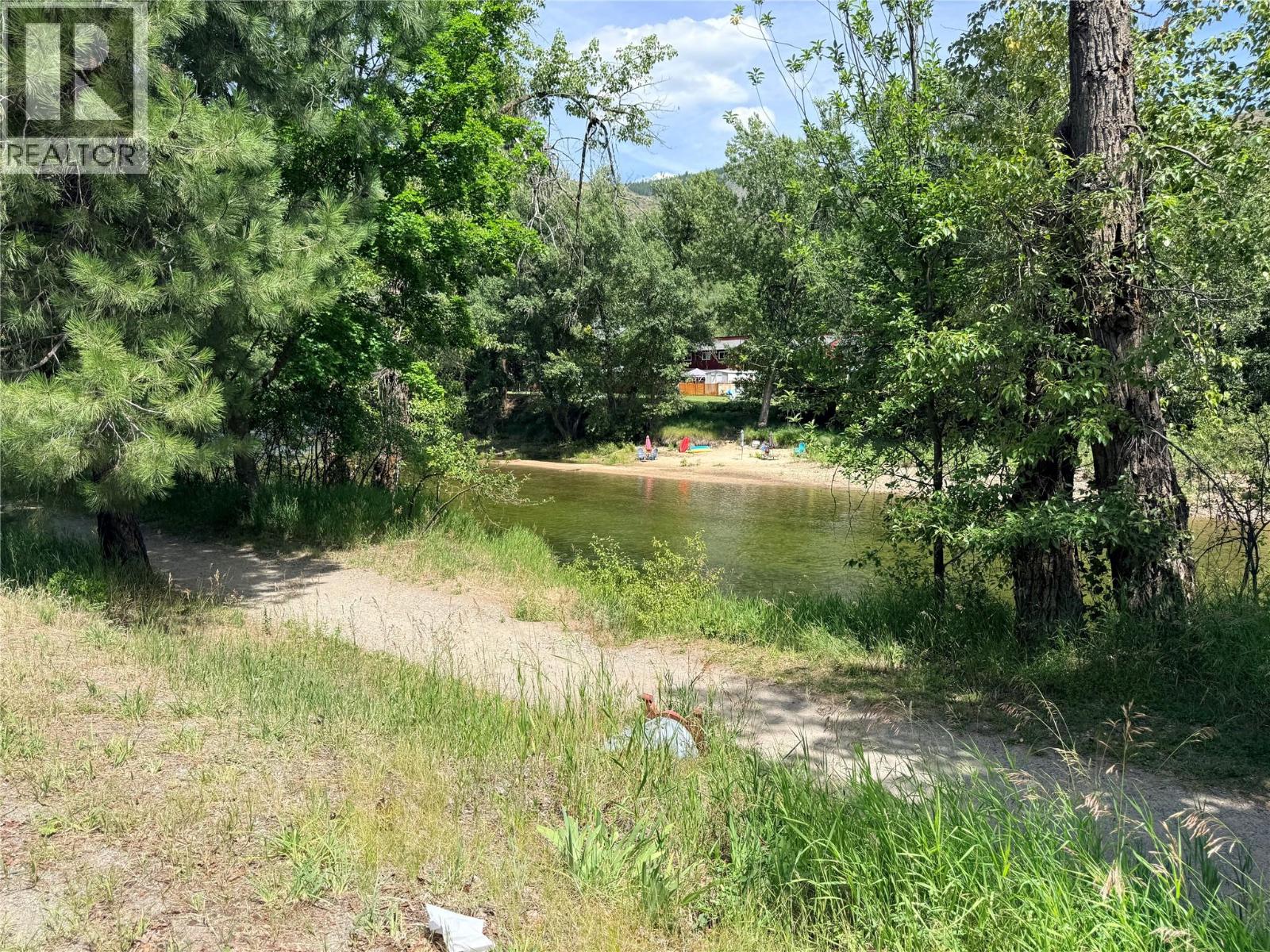 7727 Riverside Drive, Grand Forks, British Columbia  V0H 1H0 - Photo 3 - 10394350