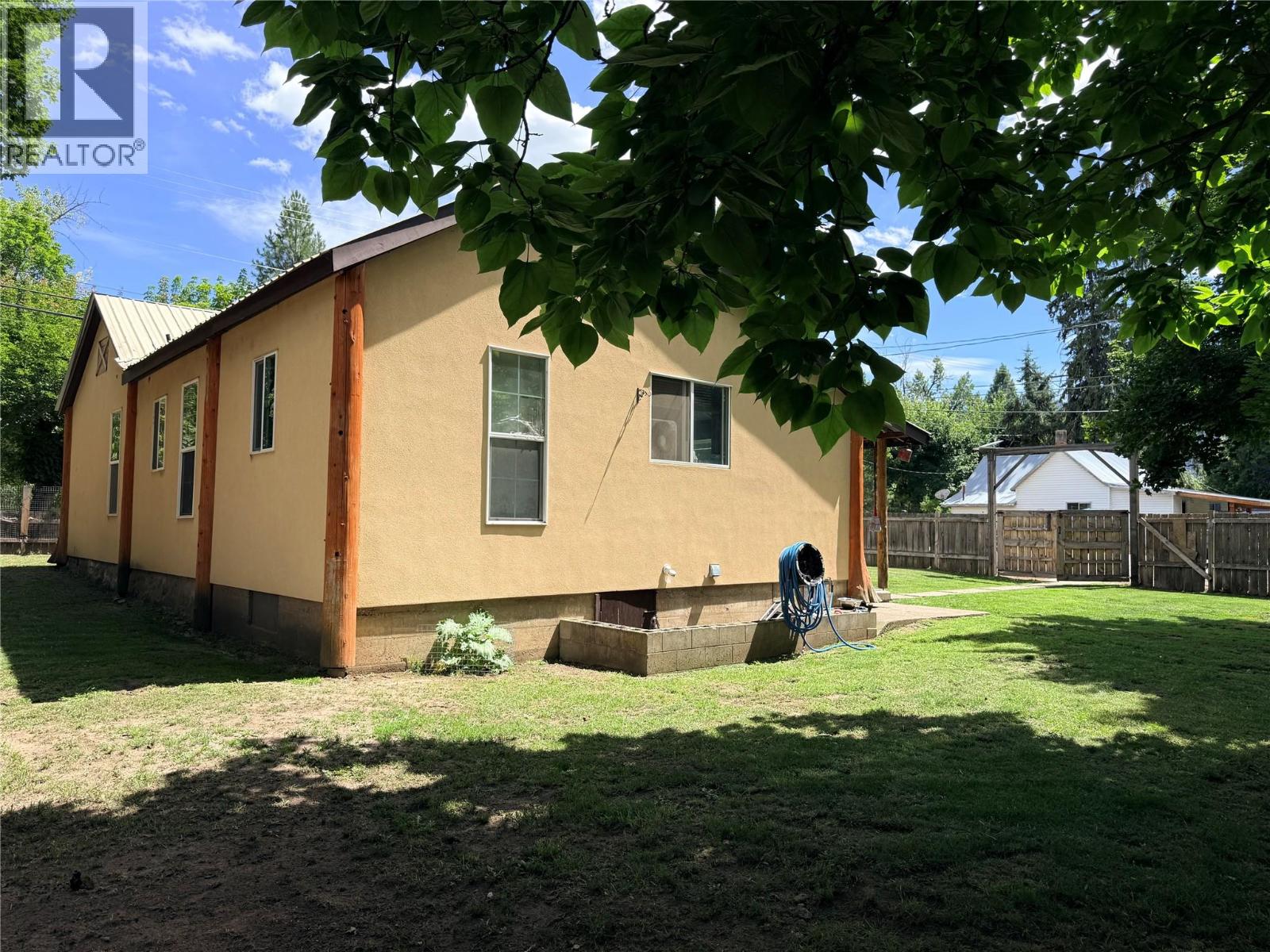 7727 Riverside Drive, Grand Forks, British Columbia  V0H 1H0 - Photo 31 - 10394350