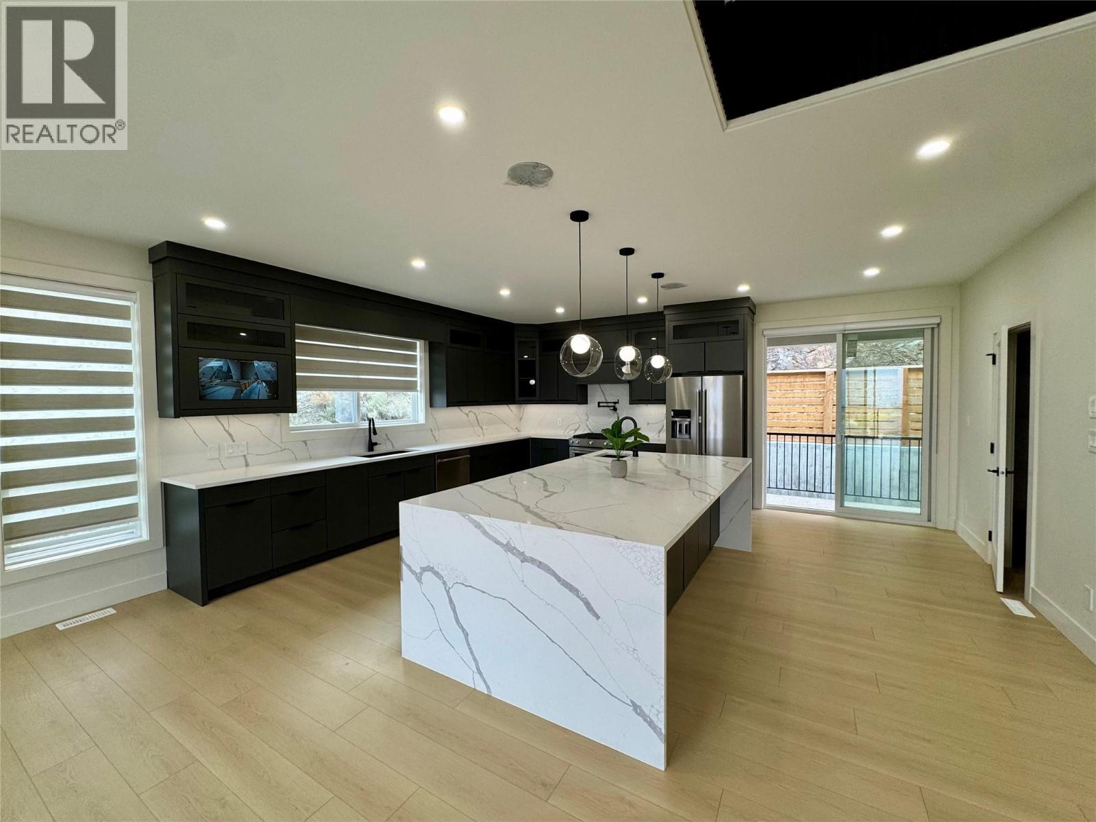 3806 Torrey Pines Drive, Osoyoos, British Columbia  V0H 1V4 - Photo 13 - 10394306