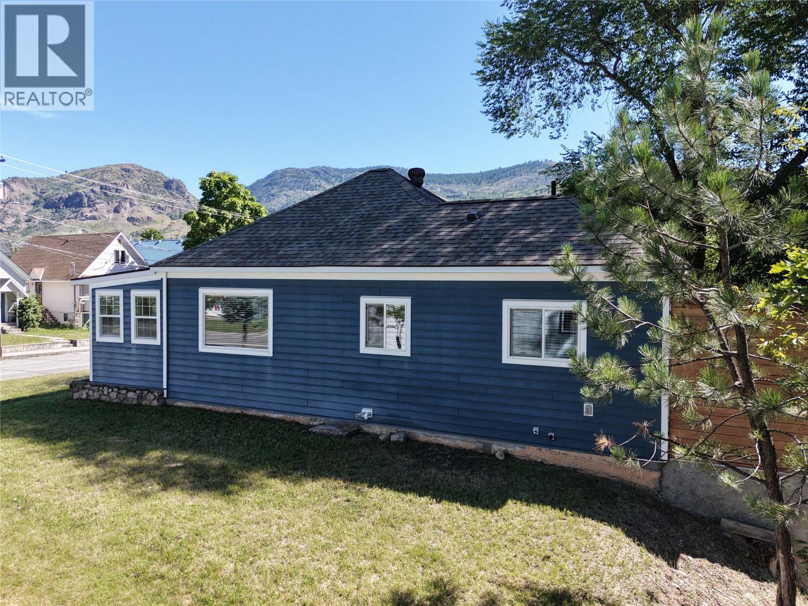 566 72nd Avenue, Grand Forks, British Columbia  V0H 1H0 - Photo 37 - 10394112