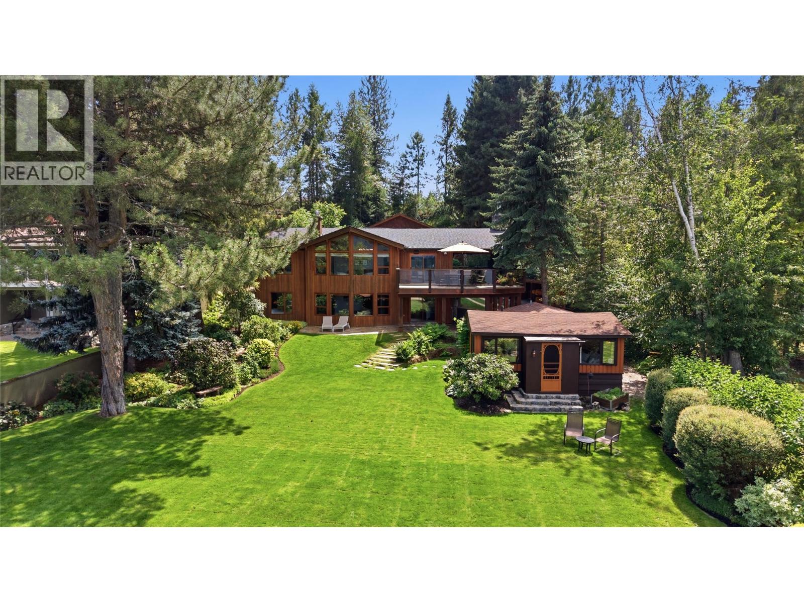 102 Sandner Road, Christina Lake, British Columbia  V0H 1E0 - Photo 2 - 10394018