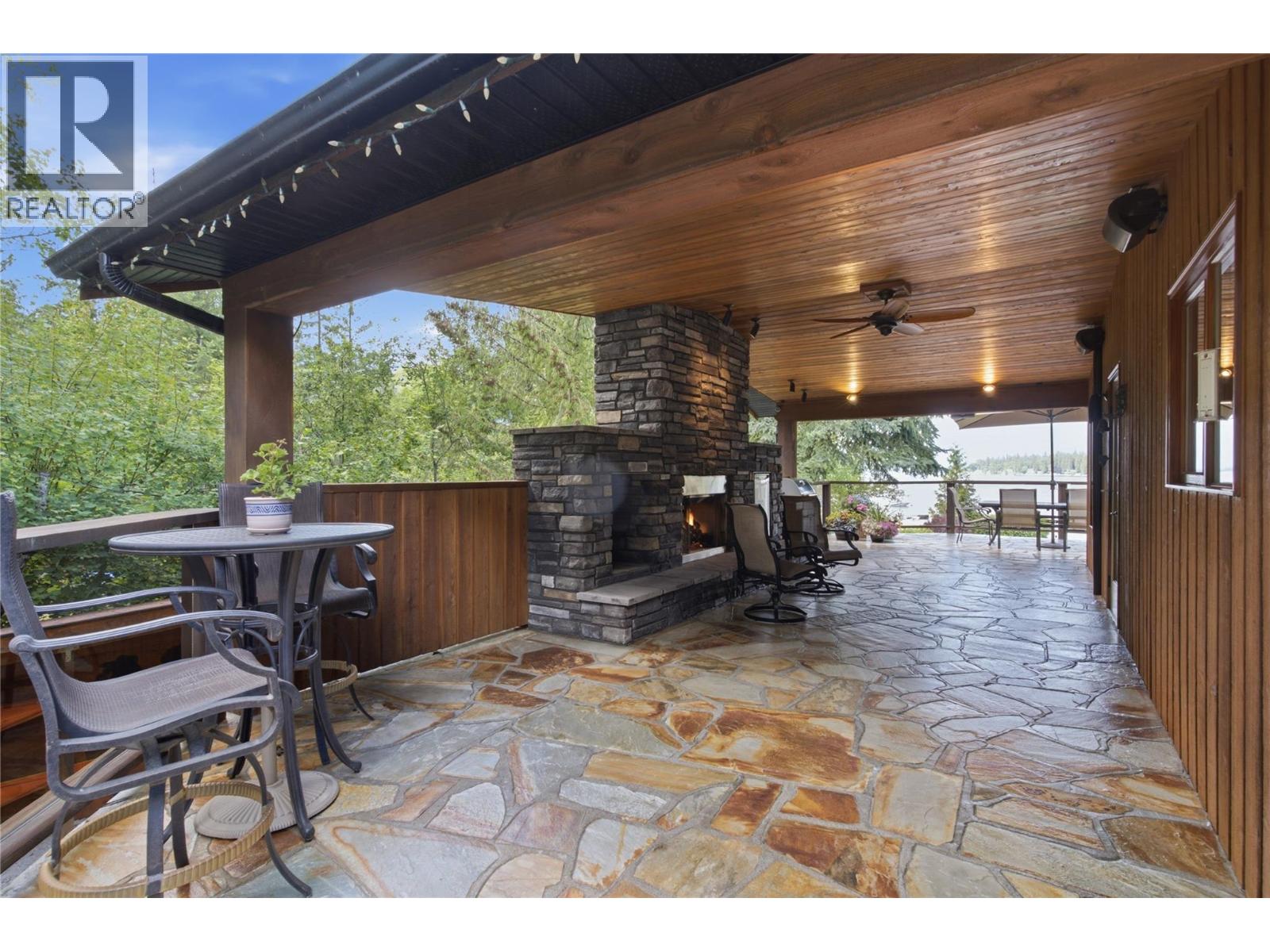 102 Sandner Road, Christina Lake, British Columbia  V0H 1E0 - Photo 20 - 10394018
