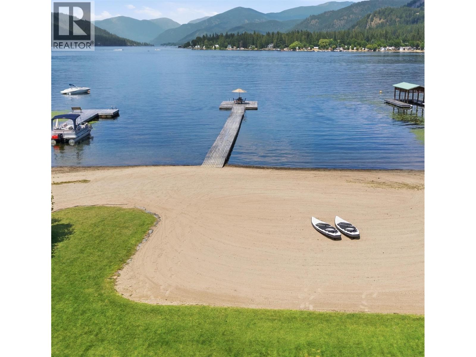 102 Sandner Road, Christina Lake, British Columbia  V0H 1E0 - Photo 4 - 10394018