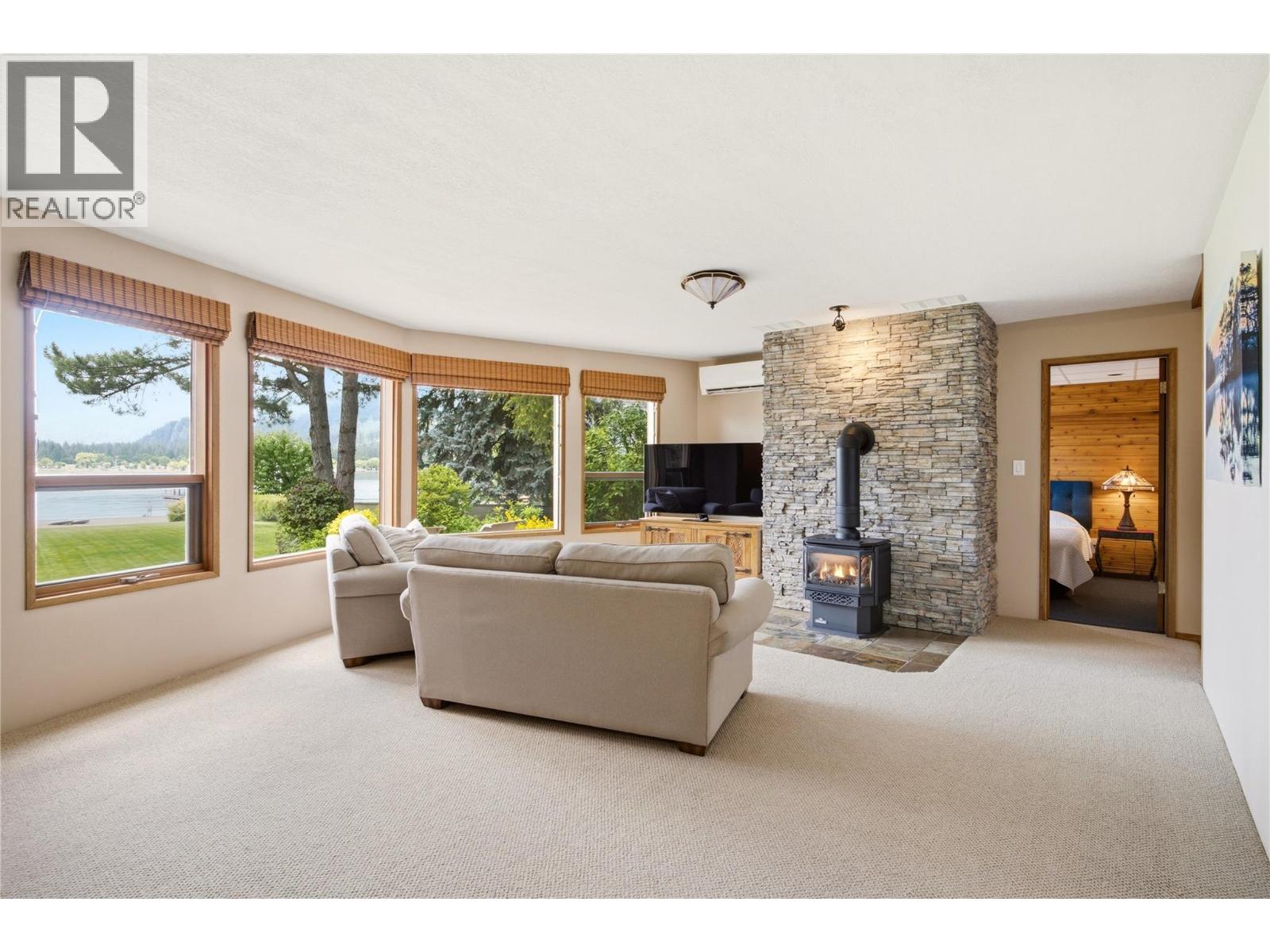 102 Sandner Road, Christina Lake, British Columbia  V0H 1E0 - Photo 43 - 10394018