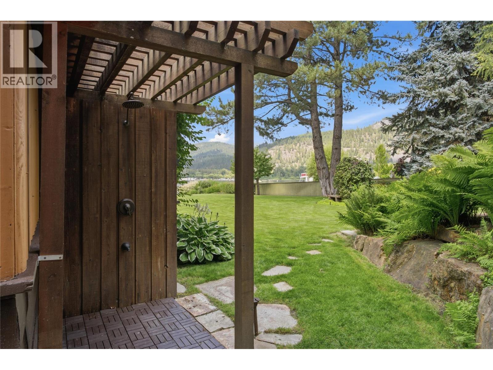 102 Sandner Road, Christina Lake, British Columbia  V0H 1E0 - Photo 60 - 10394018