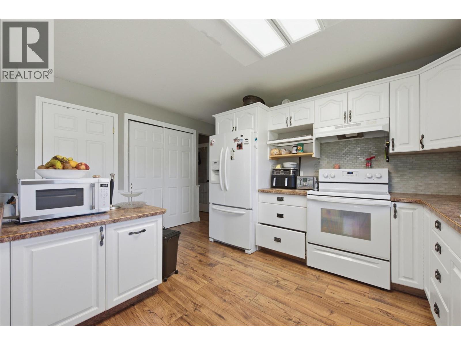 6127 Fathers Place, Kelowna, British Columbia  V1X 7V2 - Photo 33 - 10393972