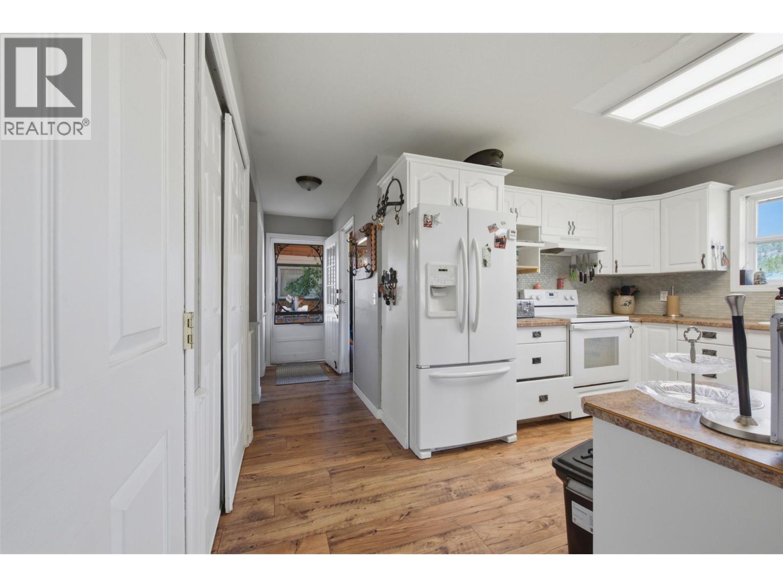 6127 Fathers Place, Kelowna, British Columbia  V1X 7V2 - Photo 34 - 10393972