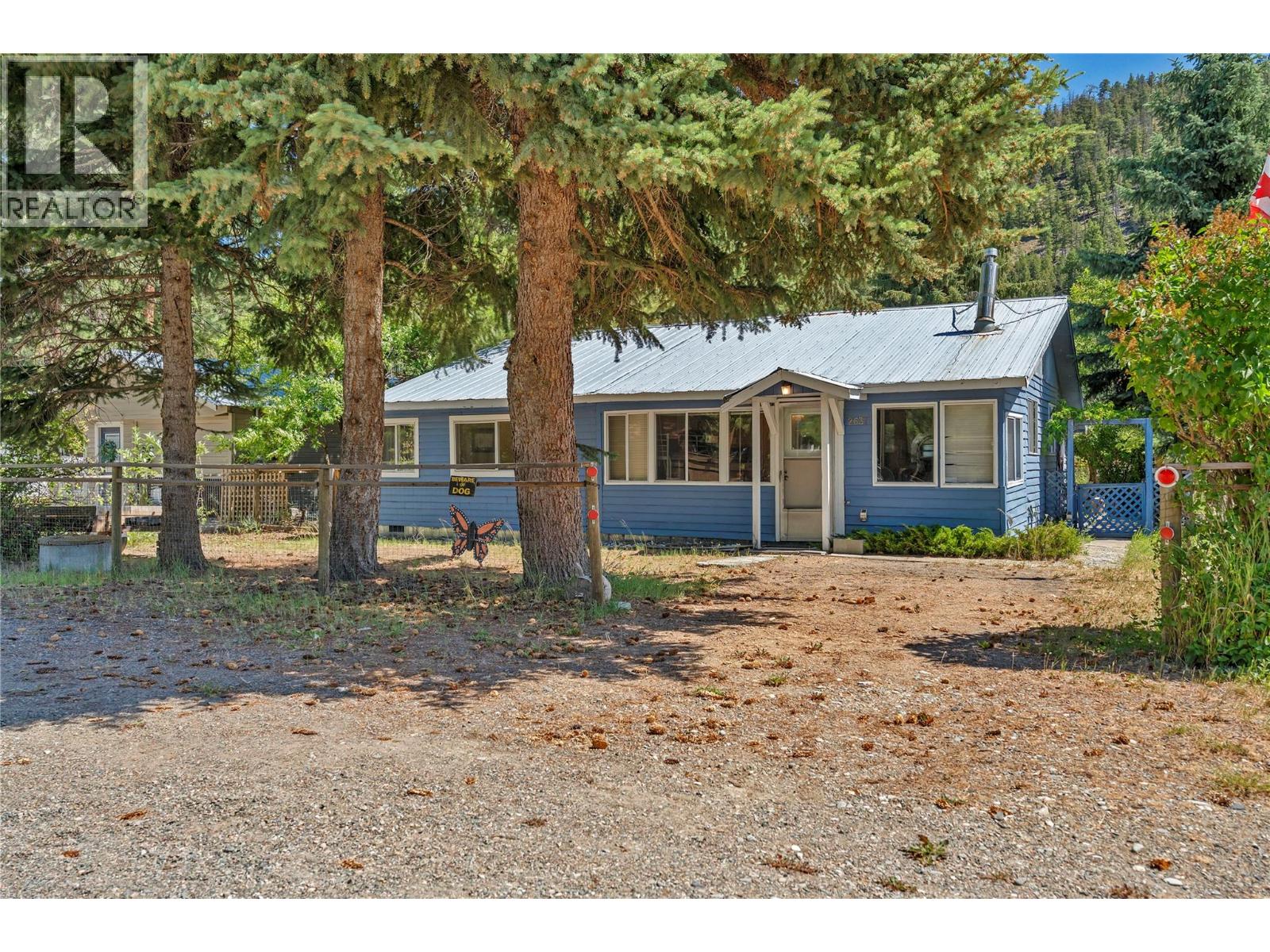 2637 Otter Avenue, Tulameen, British Columbia  V0X 1W0 - Photo 1 - 10394358