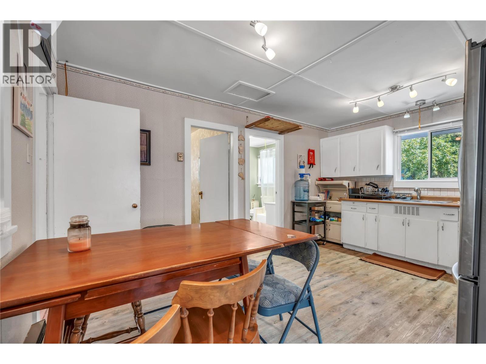 2637 Otter Avenue, Tulameen, British Columbia  V0X 1W0 - Photo 12 - 10394358
