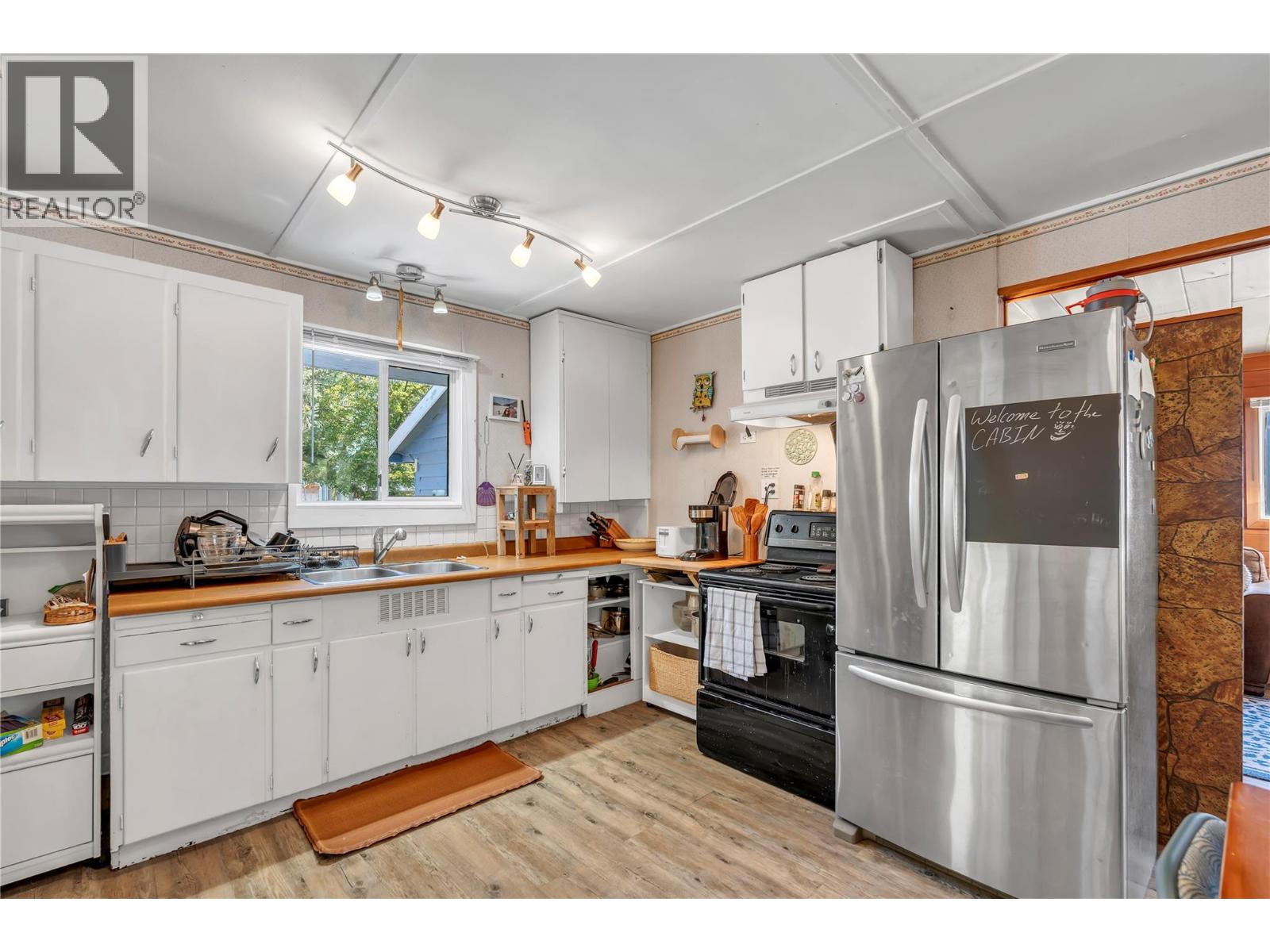 2637 Otter Avenue, Tulameen, British Columbia  V0X 1W0 - Photo 13 - 10394358