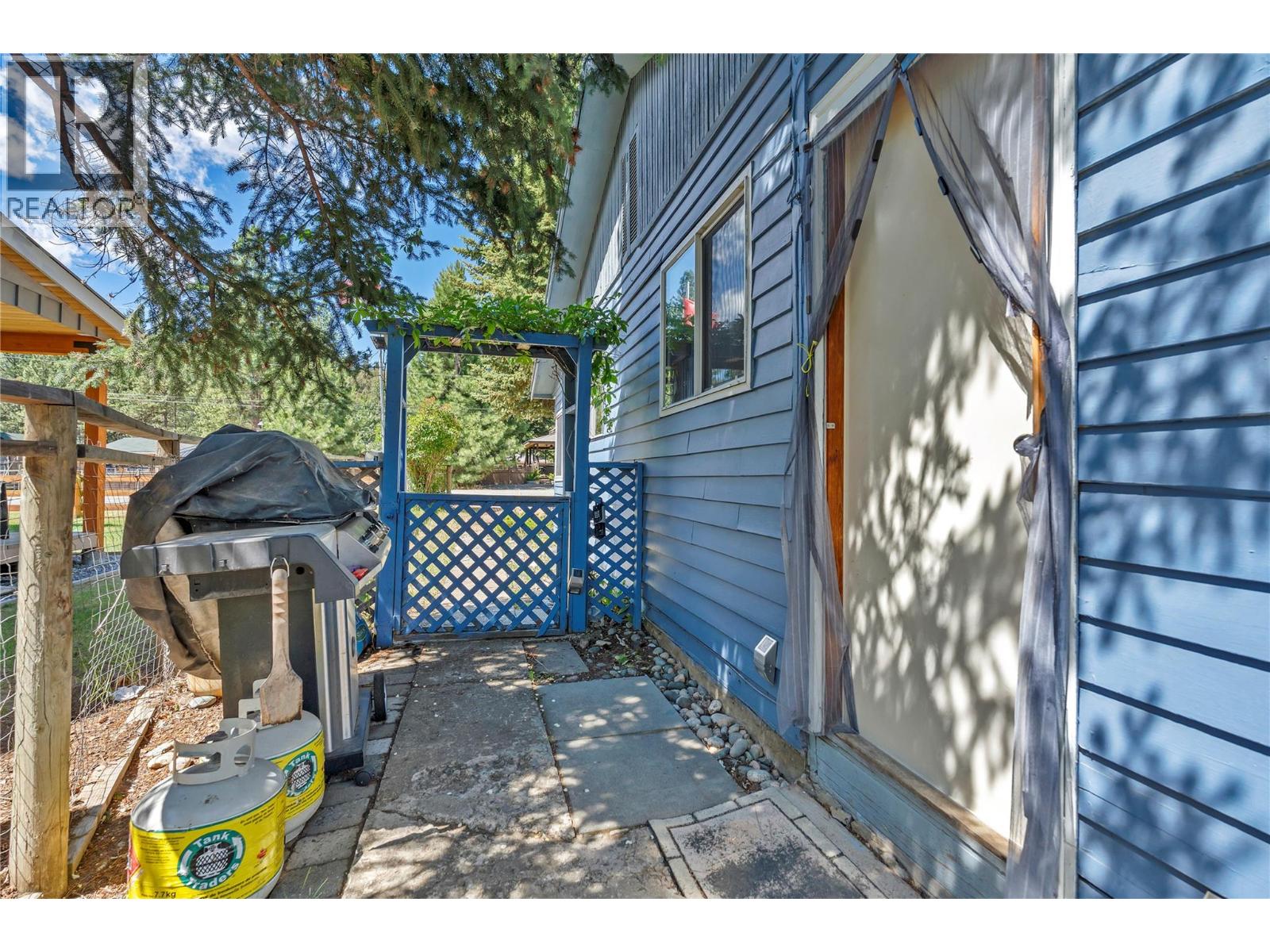 2637 Otter Avenue, Tulameen, British Columbia  V0X 1W0 - Photo 24 - 10394358