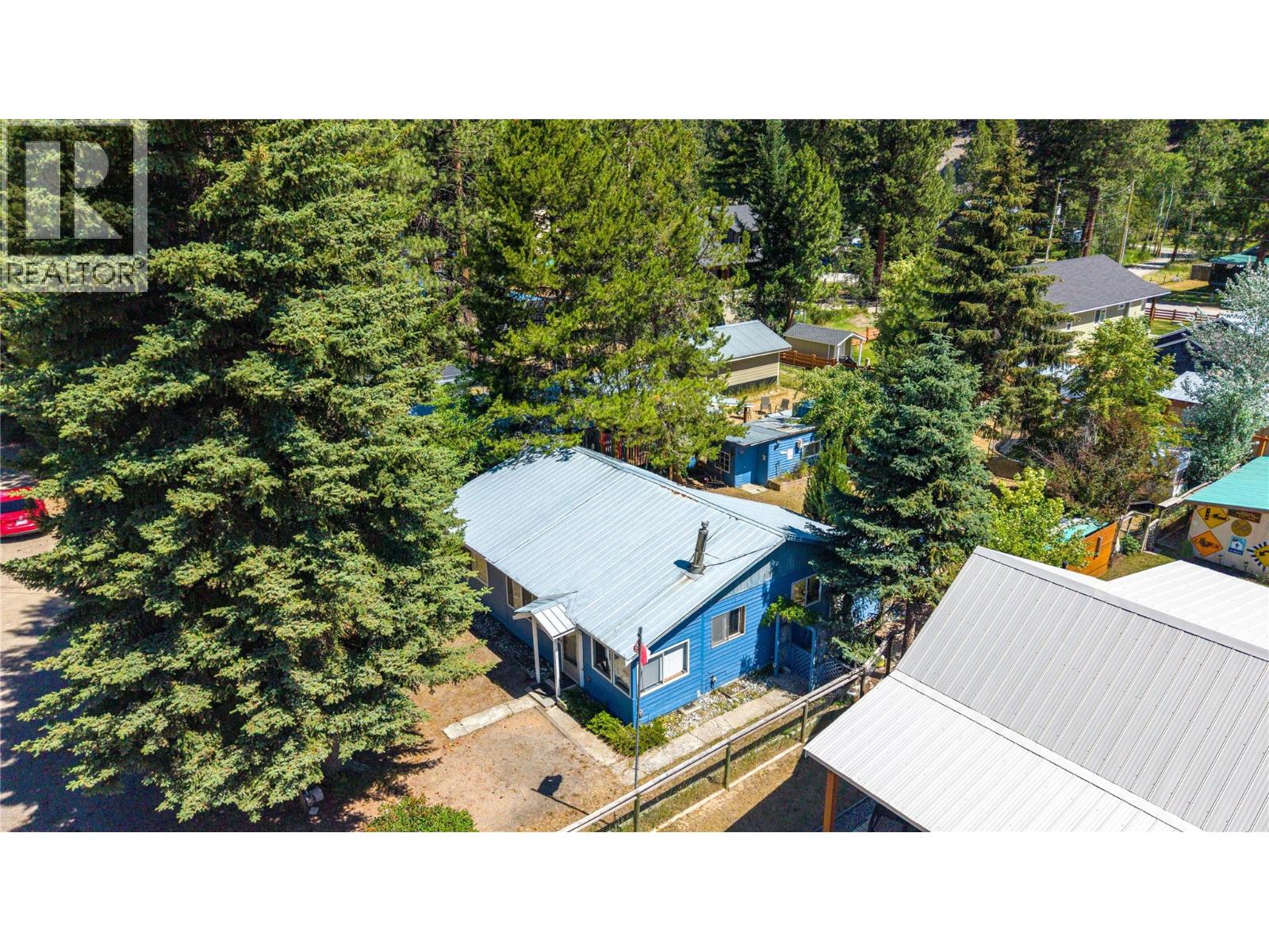 2637 Otter Avenue, Tulameen, British Columbia  V0X 1W0 - Photo 4 - 10394358