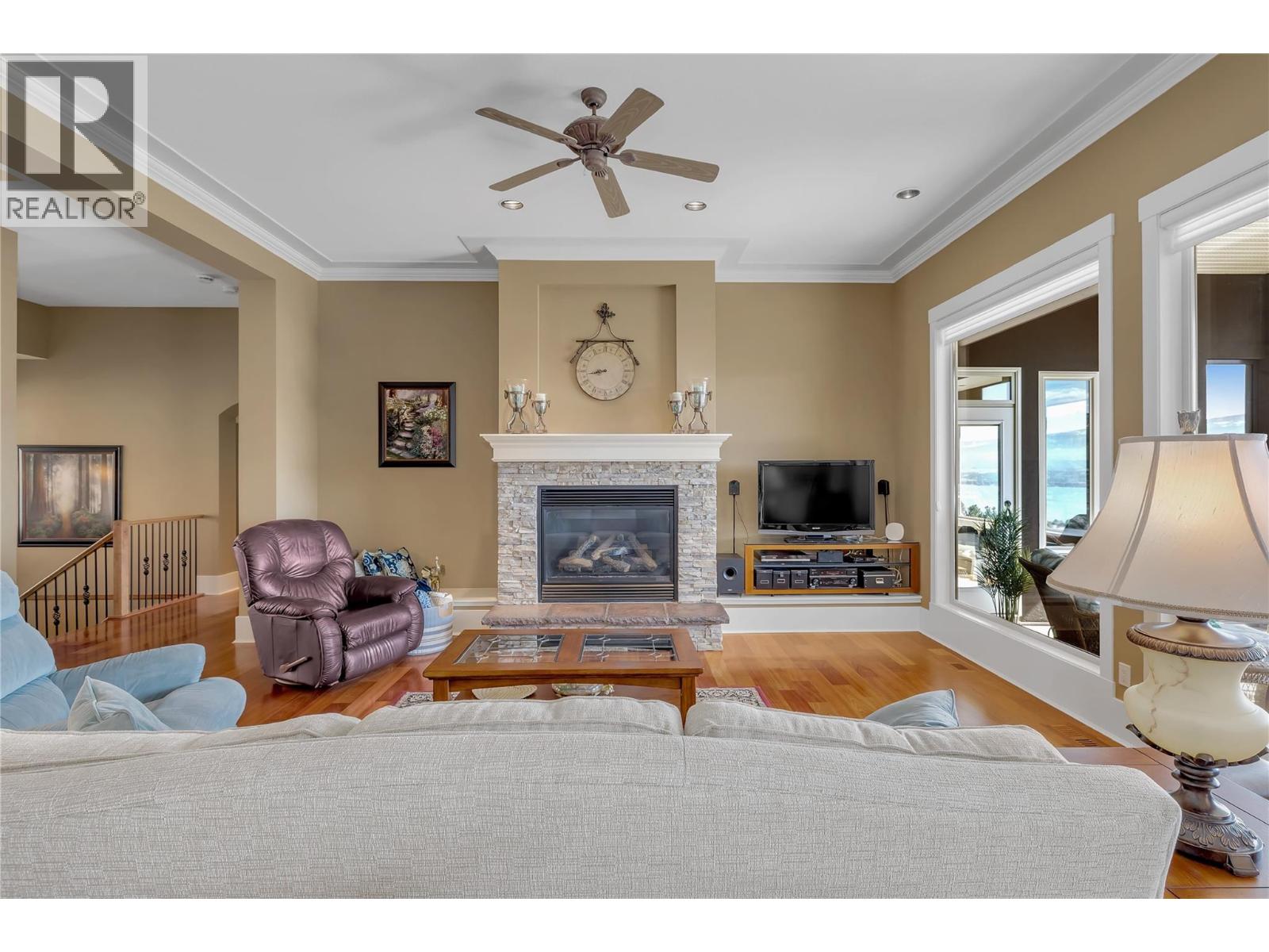 1487 Pinot Gris Drive, West Kelowna, British Columbia  V4T 2Y6 - Photo 10 - 10394368