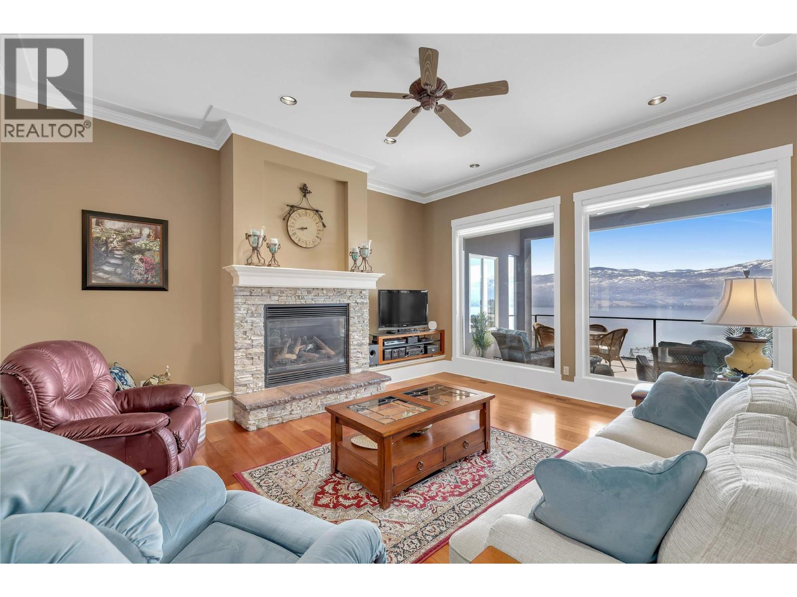 1487 Pinot Gris Drive, West Kelowna, British Columbia  V4T 2Y6 - Photo 9 - 10394368