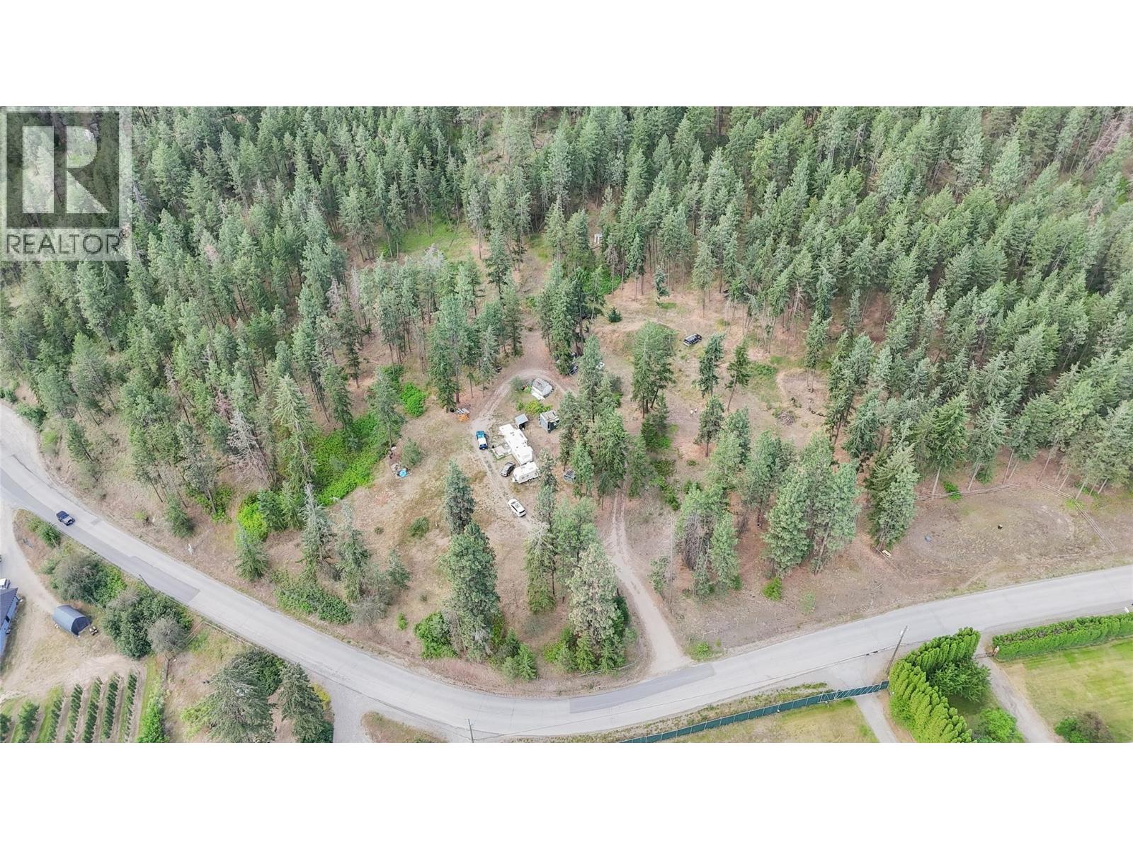 10080 Chase Road, Lake Country, British Columbia  V4V 1P3 - Photo 5 - 10393406
