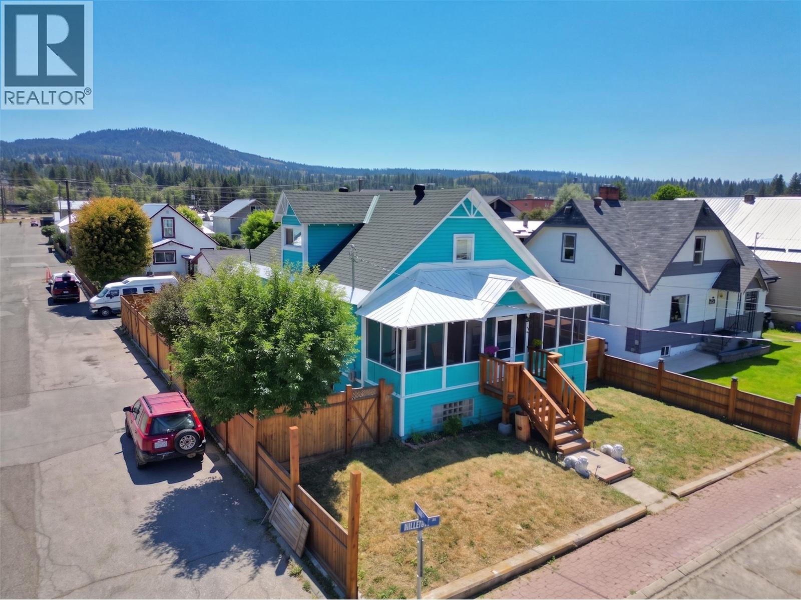 54 Billiter Avenue, Princeton, British Columbia  V0X 1W0 - Photo 1 - 10394317