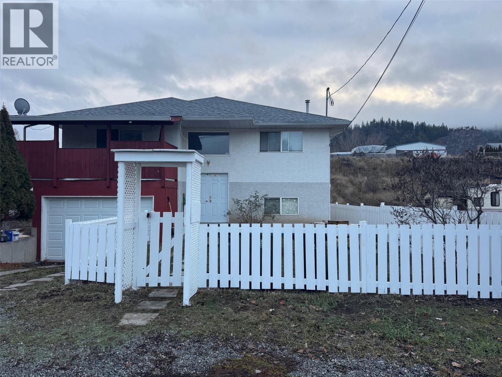 1407 Fir Avenue, Merritt, British Columbia  V1K 1L1 - Photo 1 - 10394360