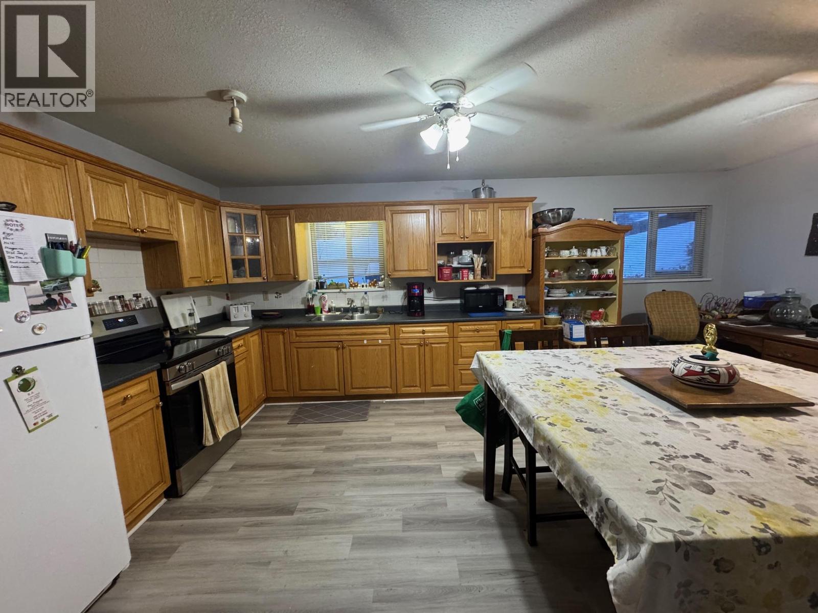 1407 Fir Avenue, Merritt, British Columbia  V1K 1L1 - Photo 4 - 10394360